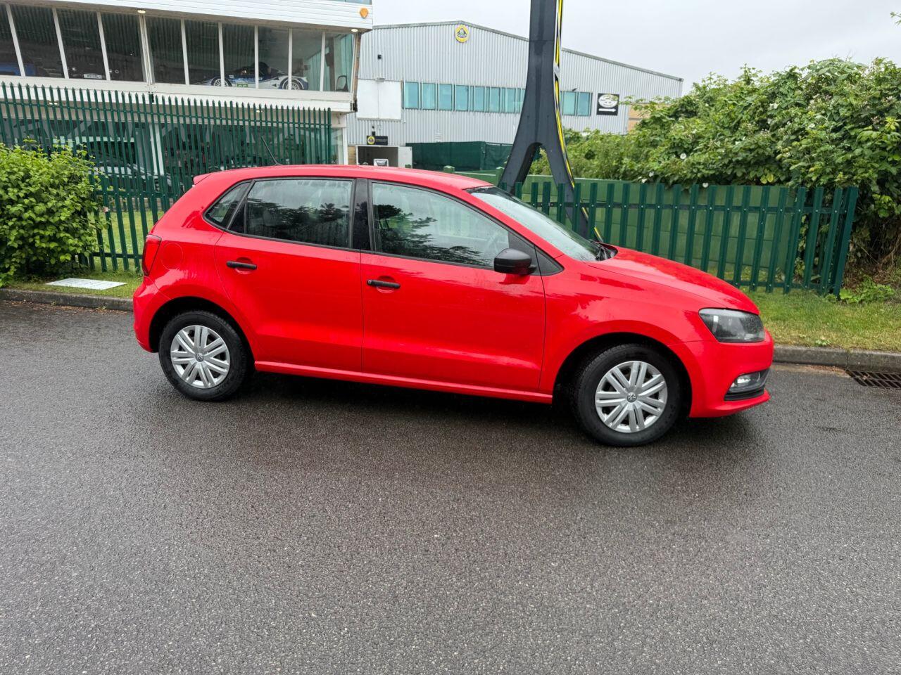 Volkswagen Polo view 14