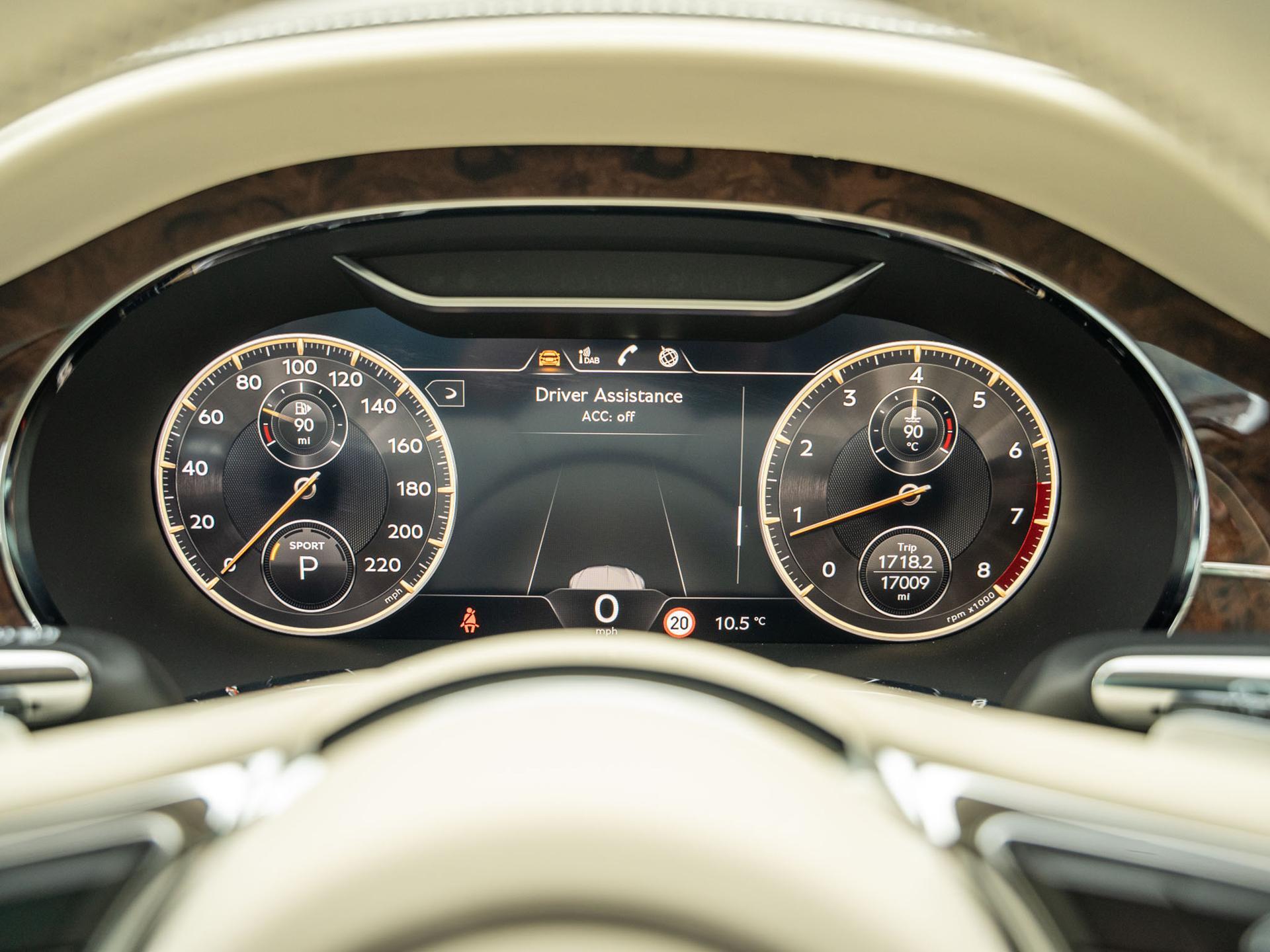 Bentley Flying Spur view 18