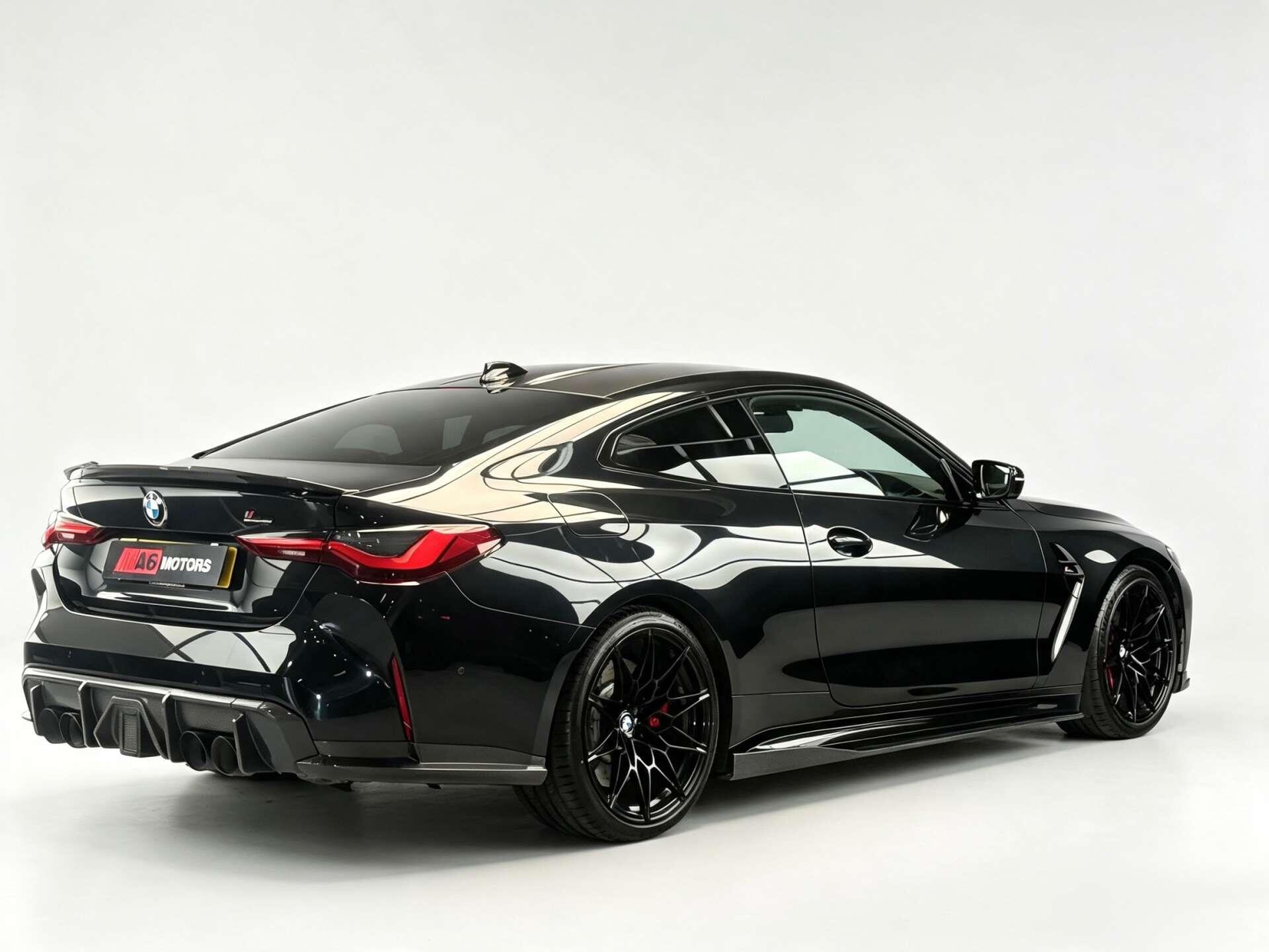 BMW M4 view 11