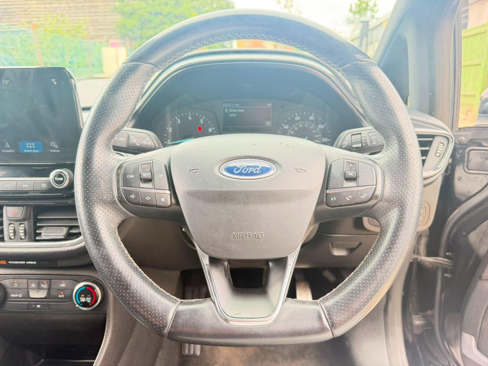 Ford Fiesta view 21
