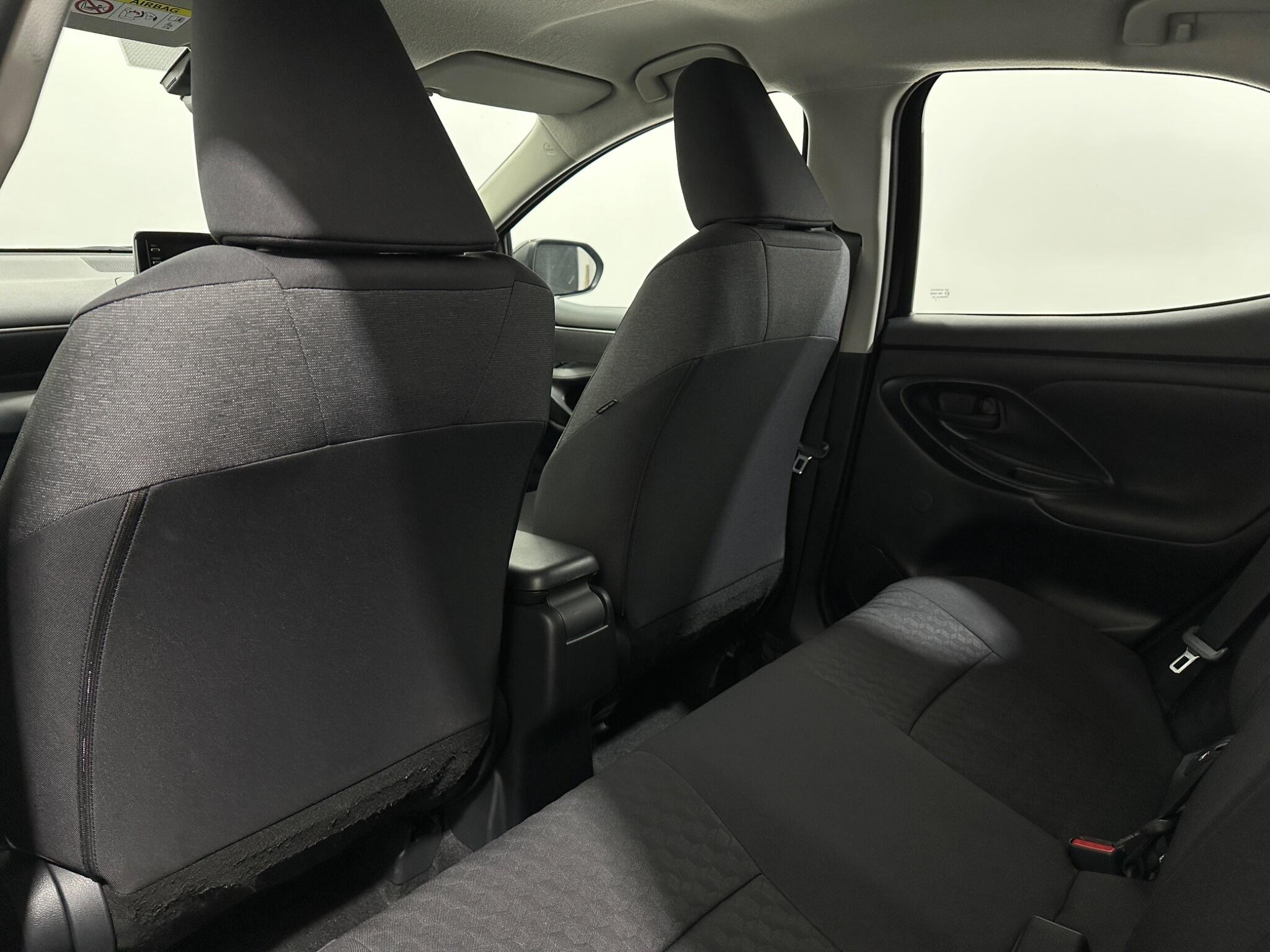 Mazda Mazda2 view 35