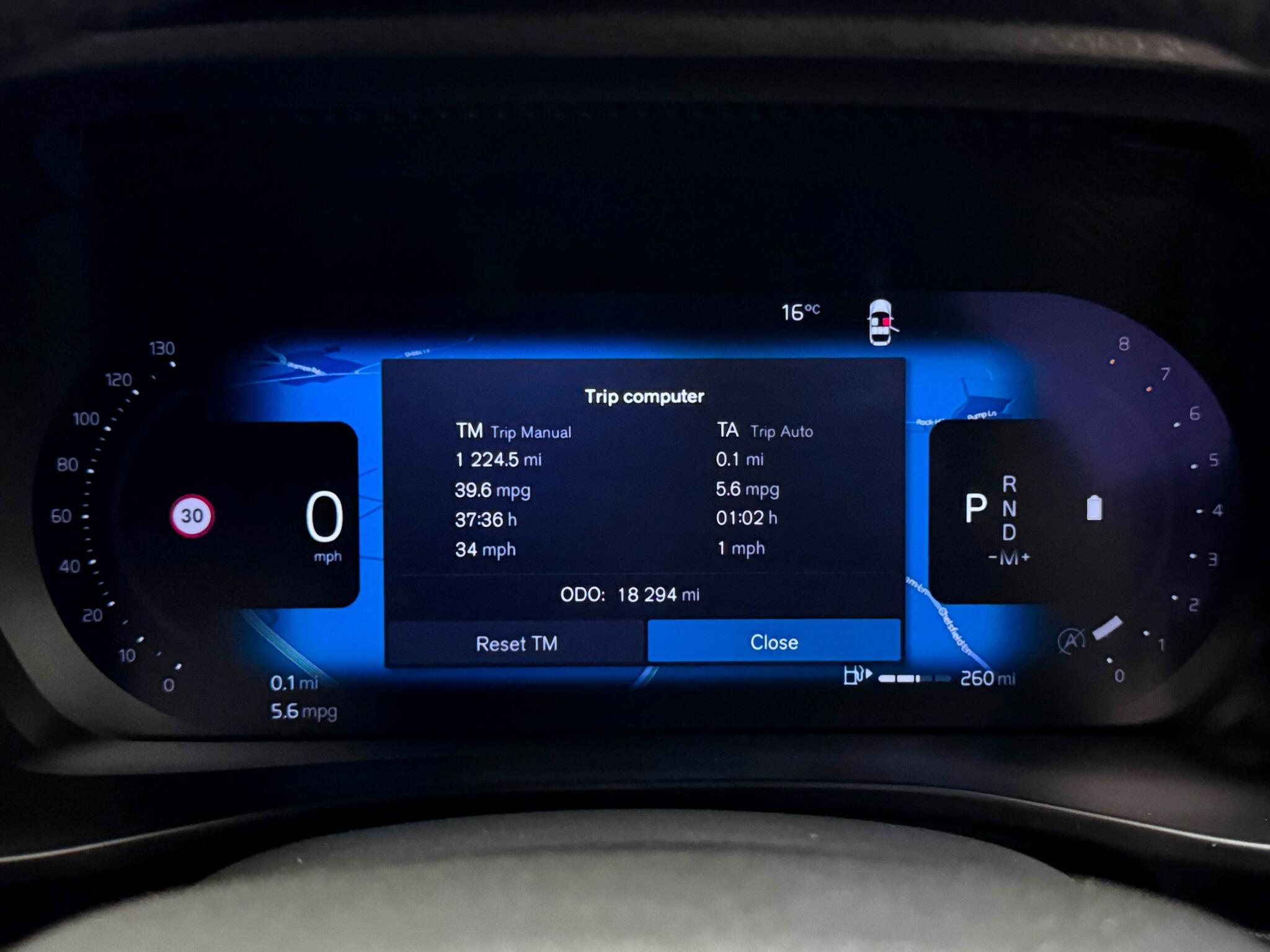 Volvo XC40 view 13