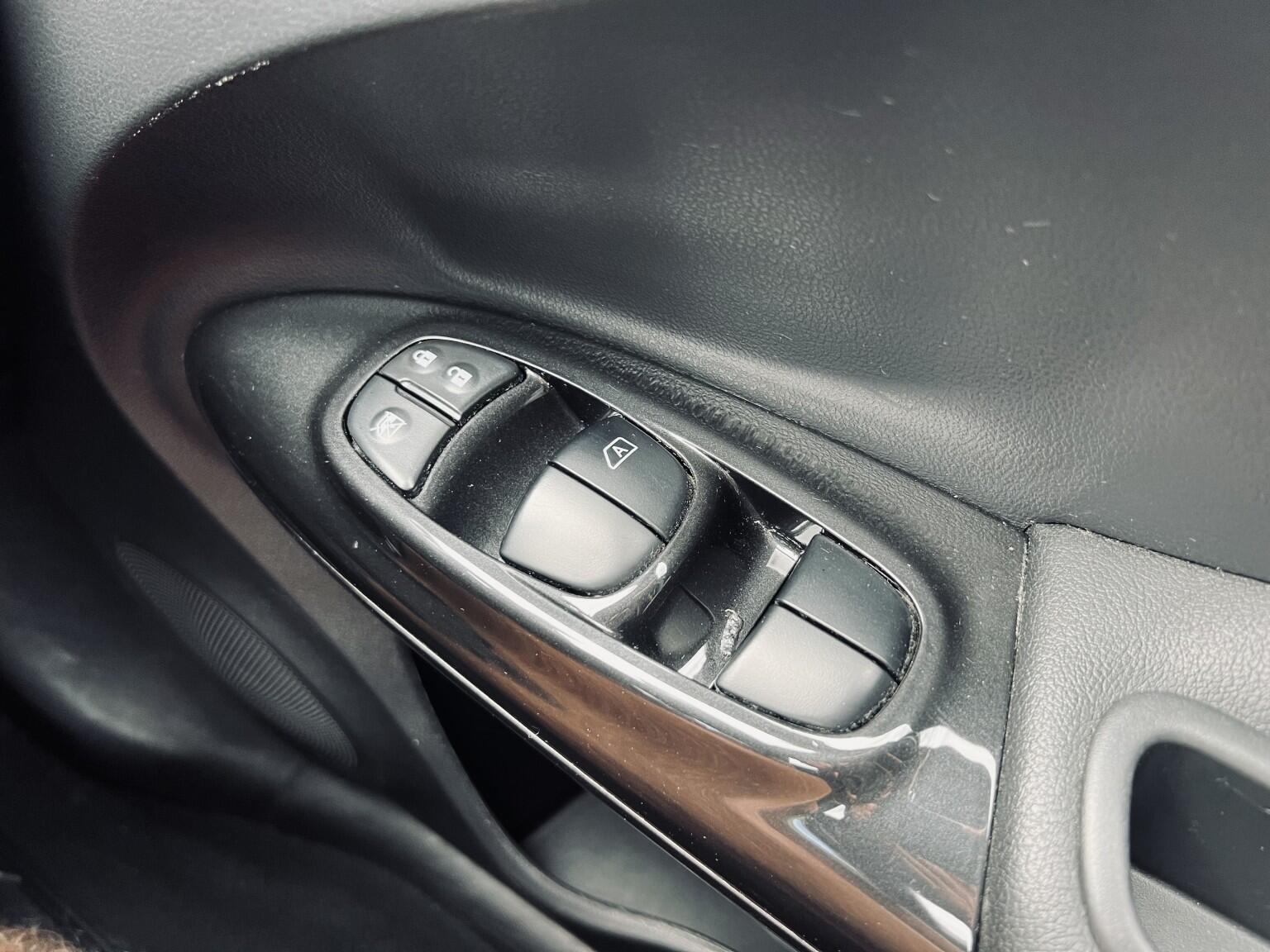 Nissan Juke view 29