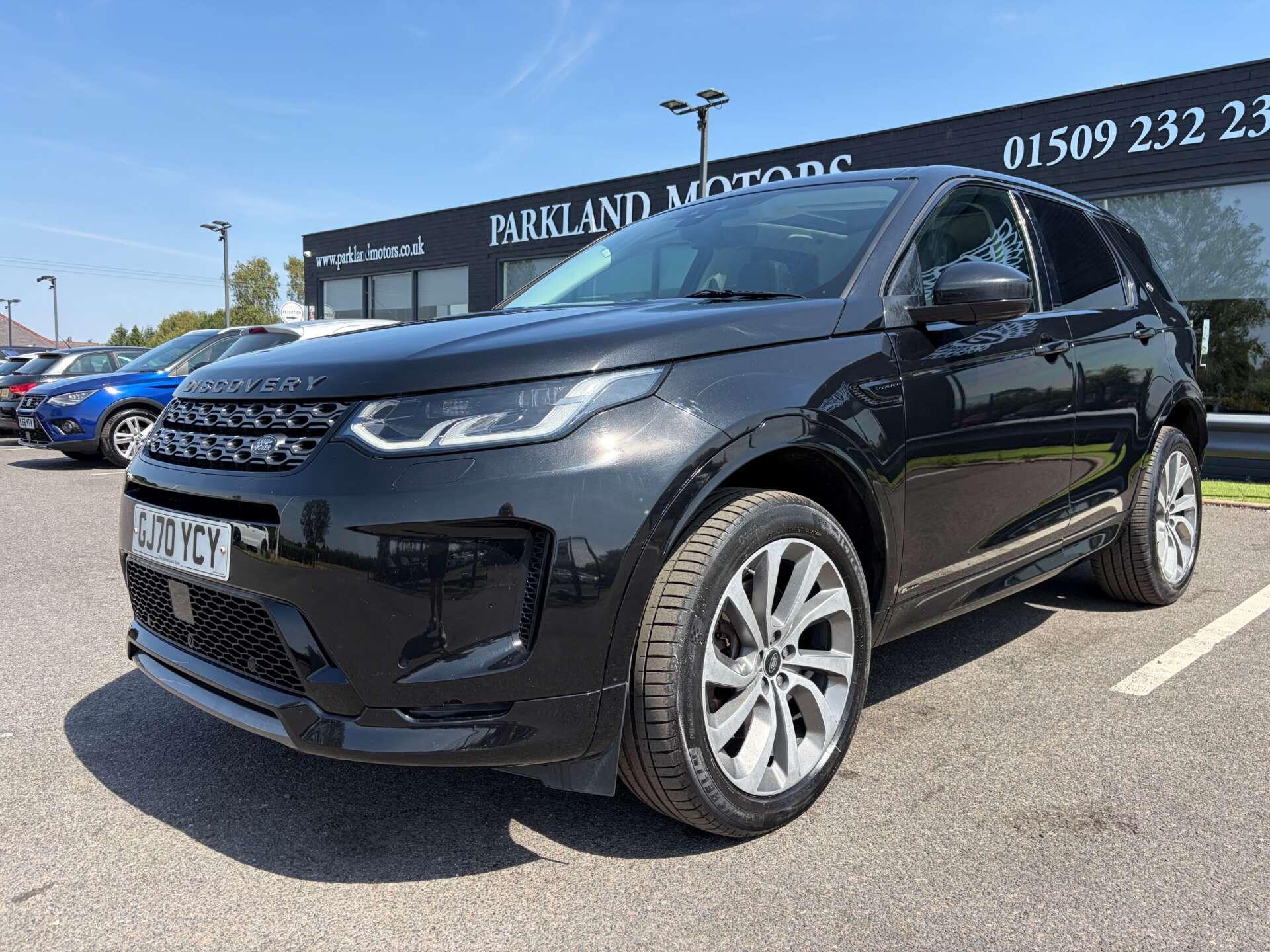 Land Rover Discovery Sport view 4