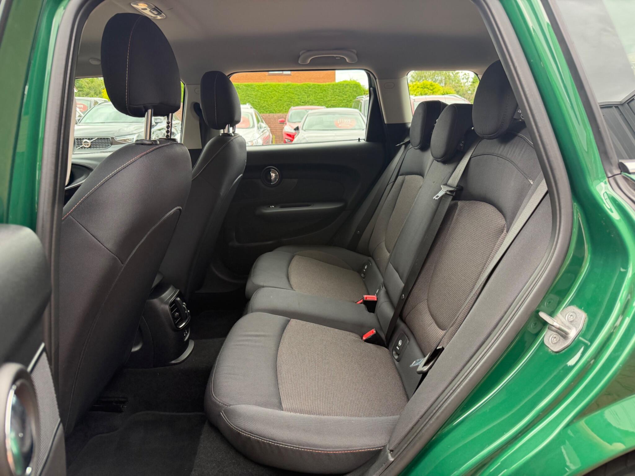 Mini Clubman view 63