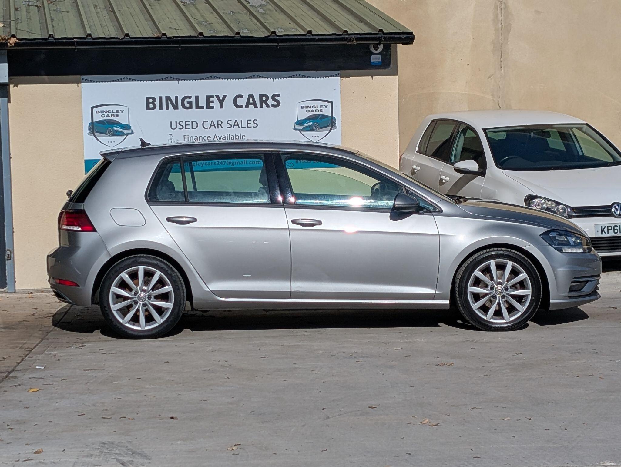 Volkswagen Golf view 9