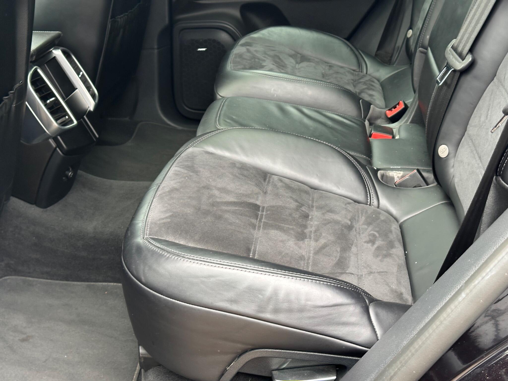 Porsche Cayenne view 12