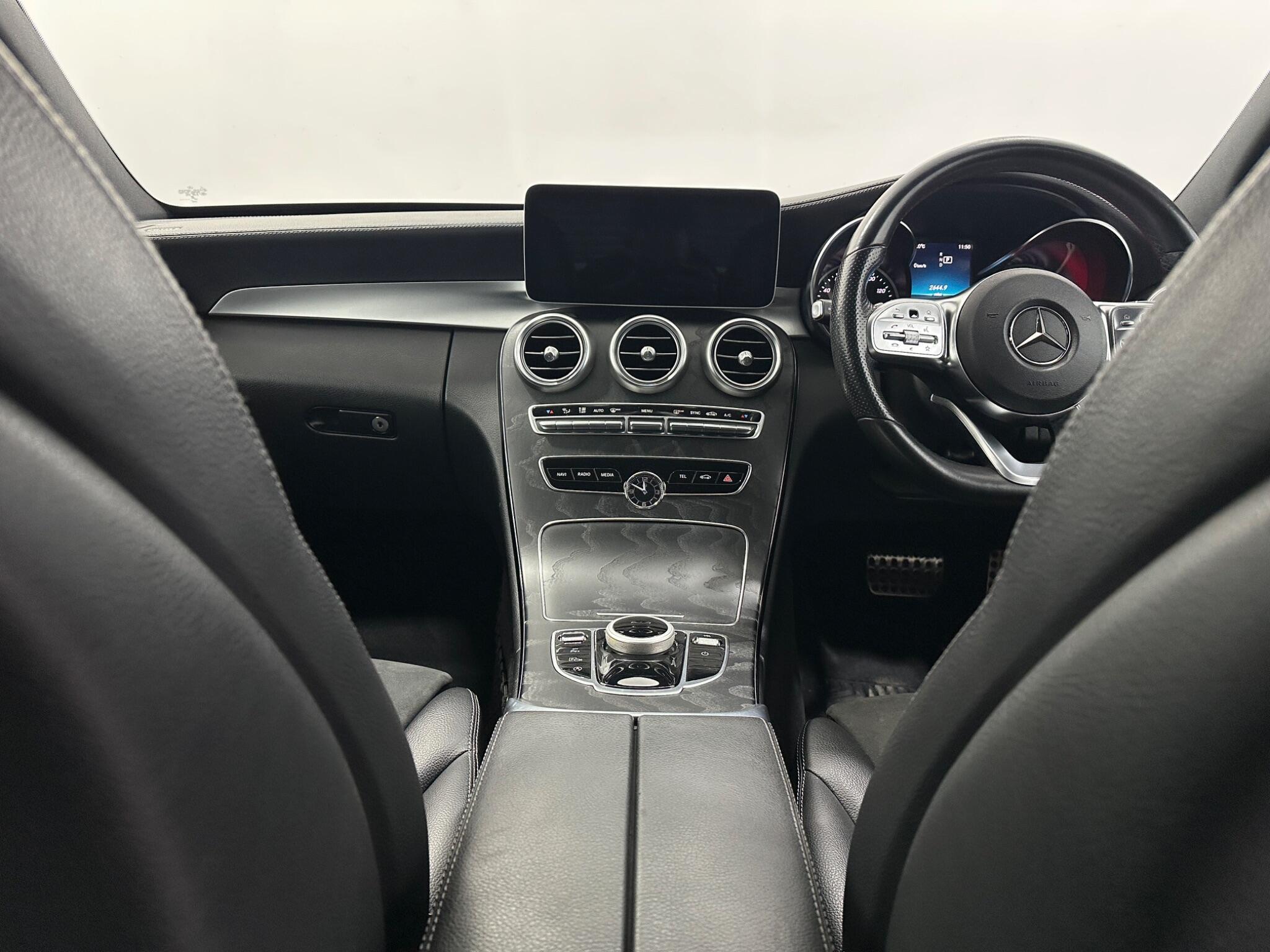 Mercedes-Benz C-Class view 19