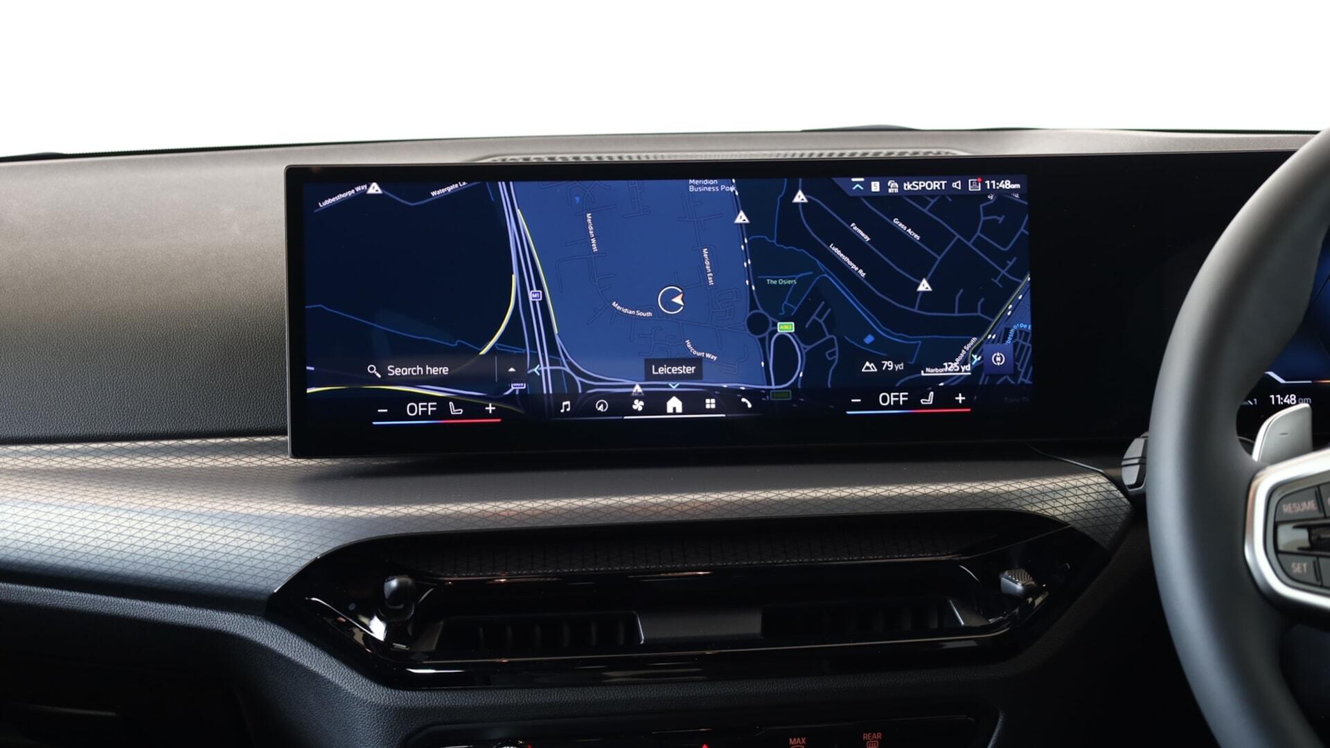 BMW 3 Series view 8