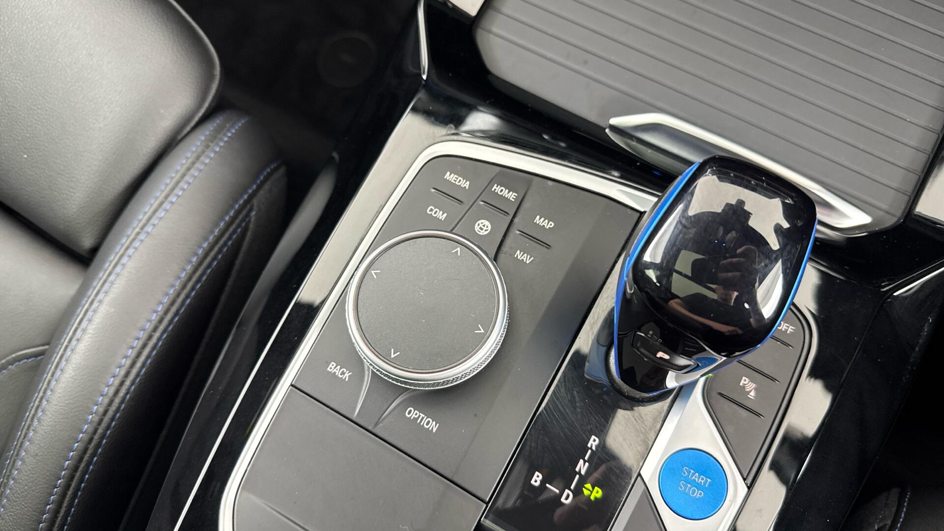 BMW Ix3 view 42