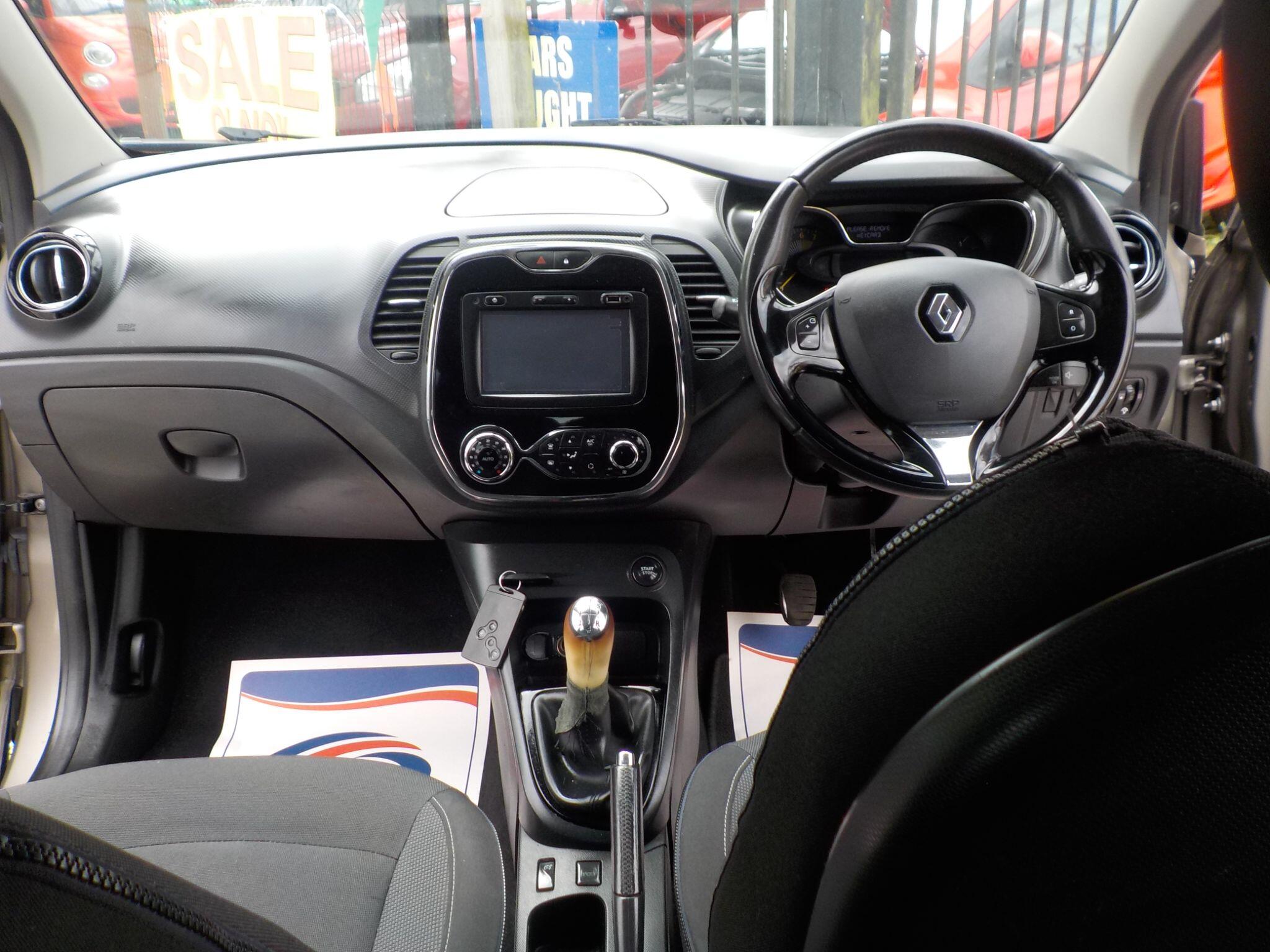 Renault Captur 0.9 TCe ENERGY Dynamique Nav Euro 6 (s/s) 5dr
