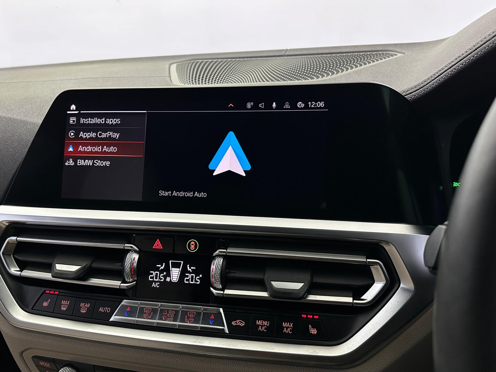 BMW 3 Series view 27