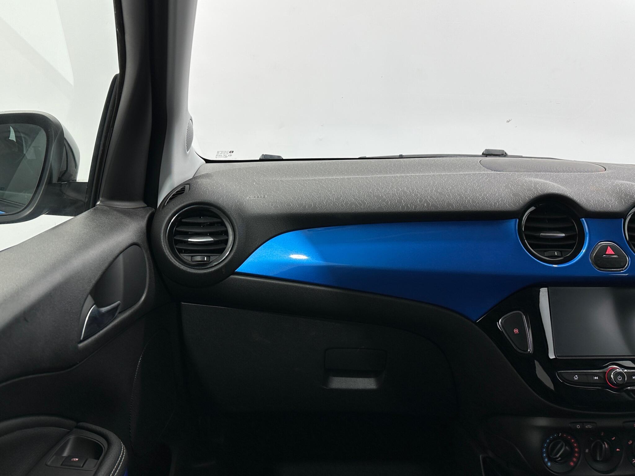 Vauxhall Adam view 25