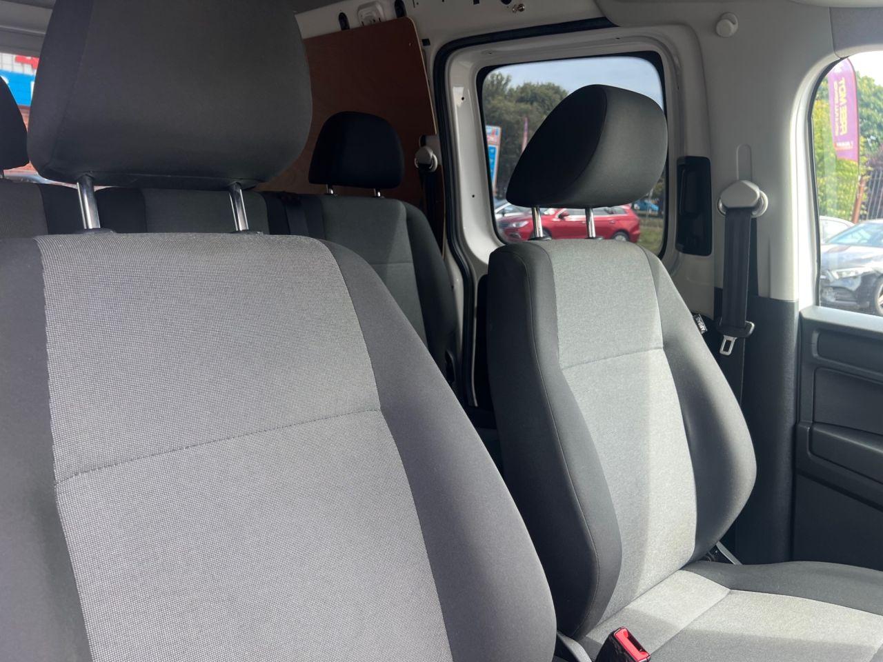 Volkswagen Caddy Maxi view 29