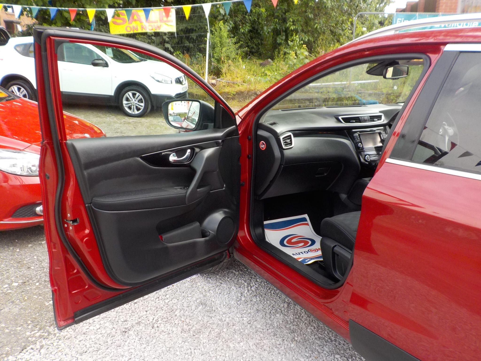 Nissan Qashqai 1.5 dCi N-Connecta 2WD Euro 6 (s/s) 5dr