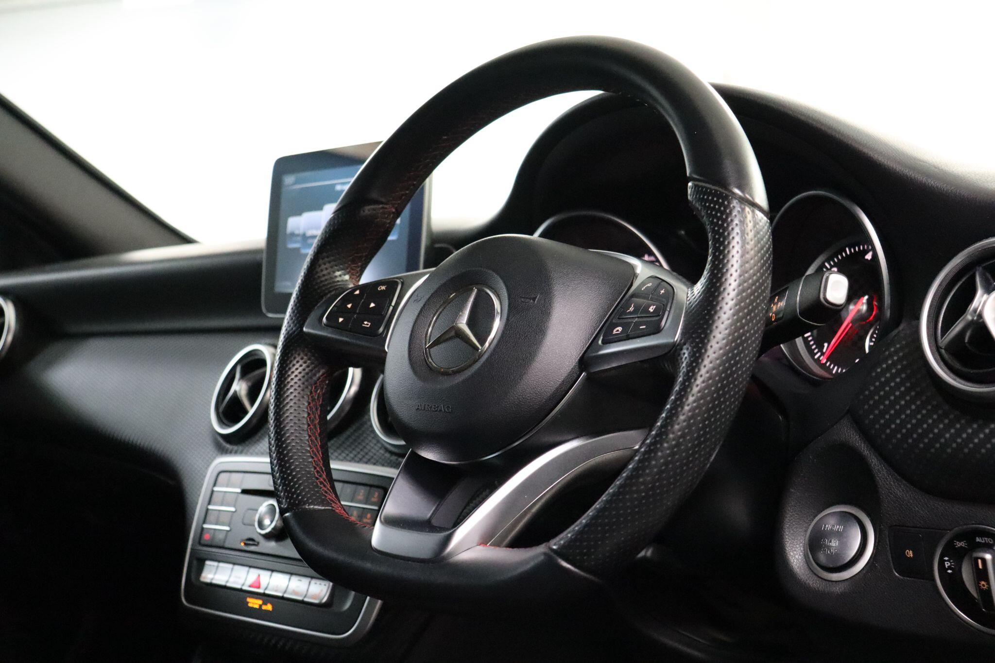 Mercedes-Benz A Class view 12