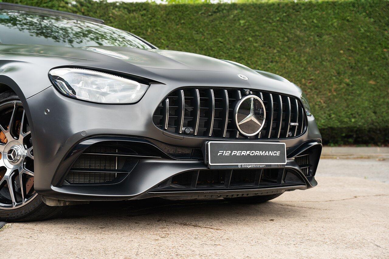 Mercedes-Benz E-Class view 23