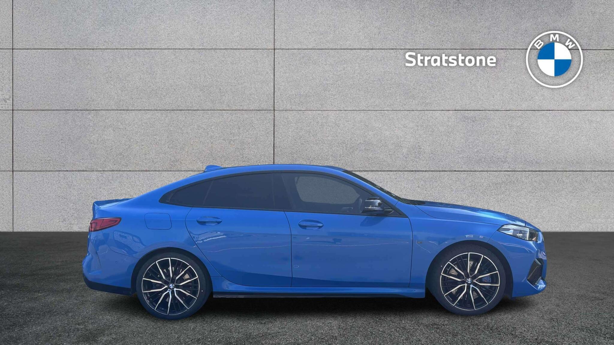 BMW 2 Series view 3