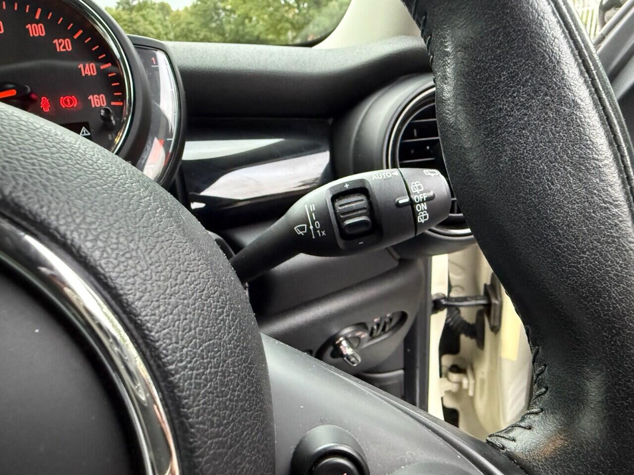 Mini Cooper view 22