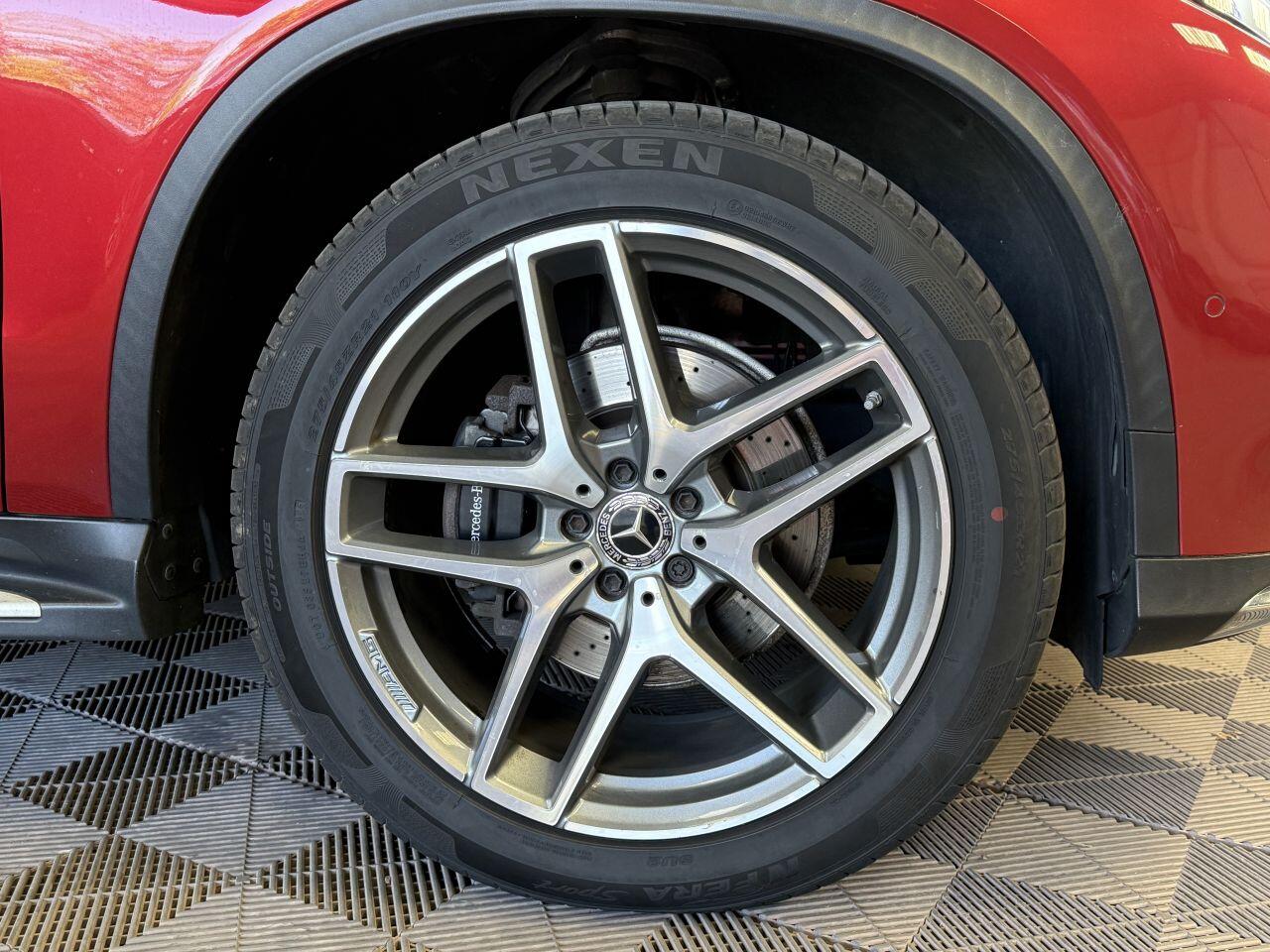 Mercedes-Benz Gle view 19