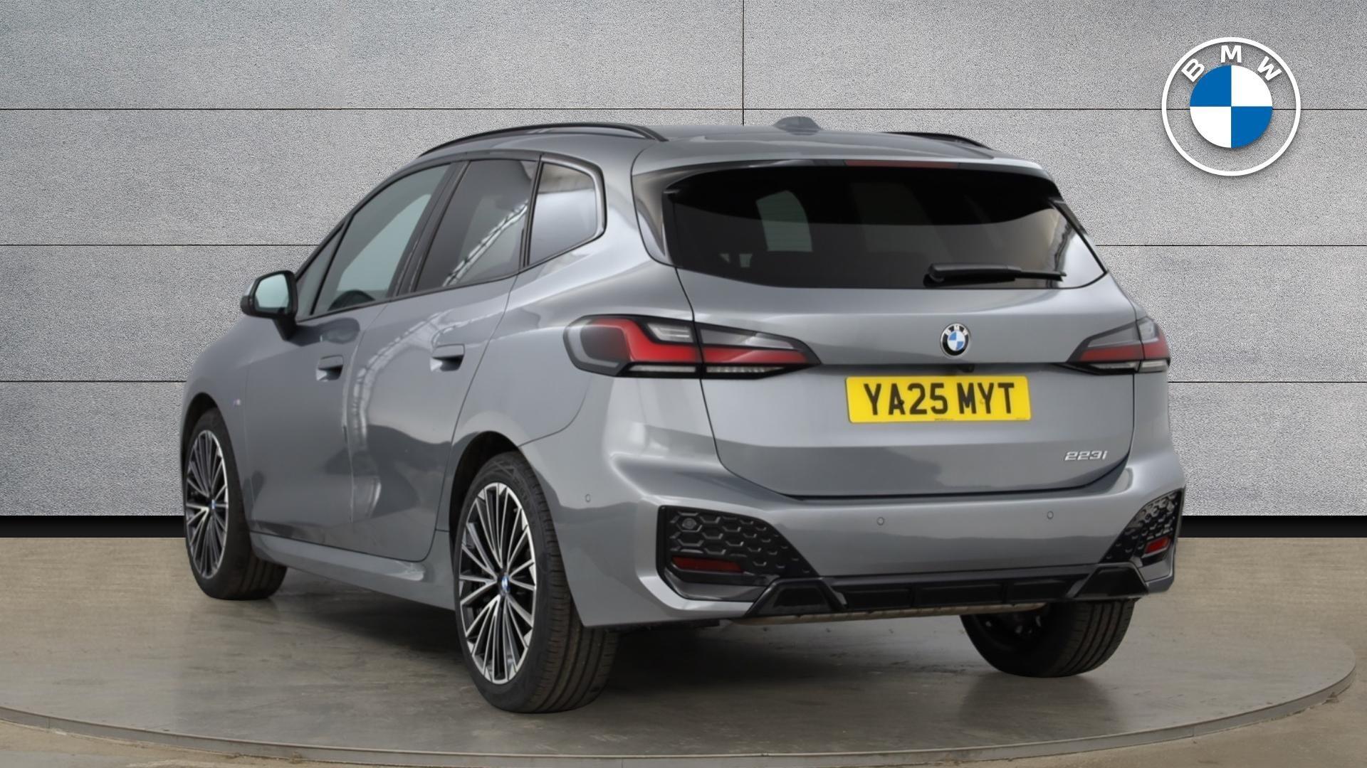 BMW 2 Series view 2