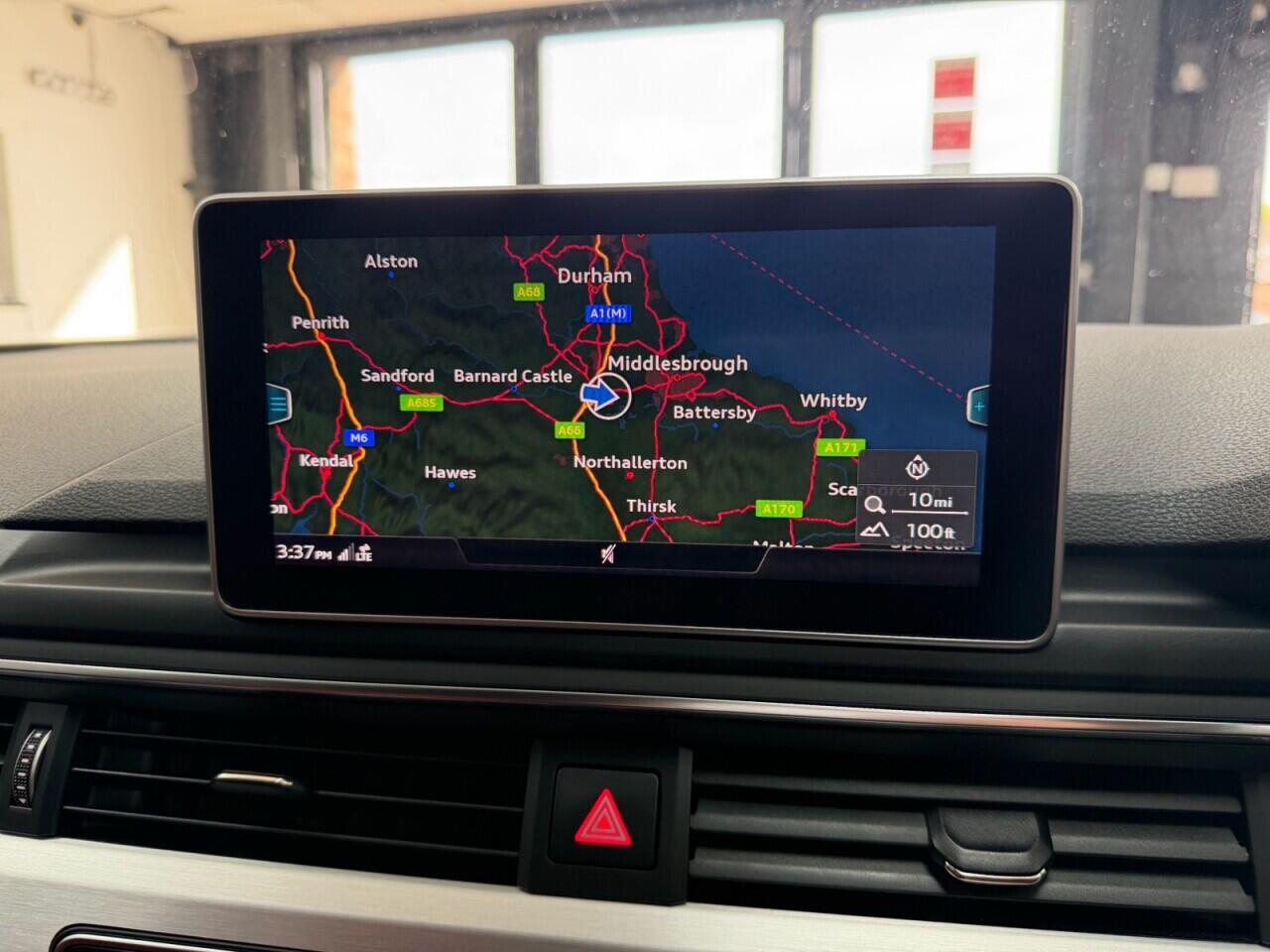 Audi S4 view 27