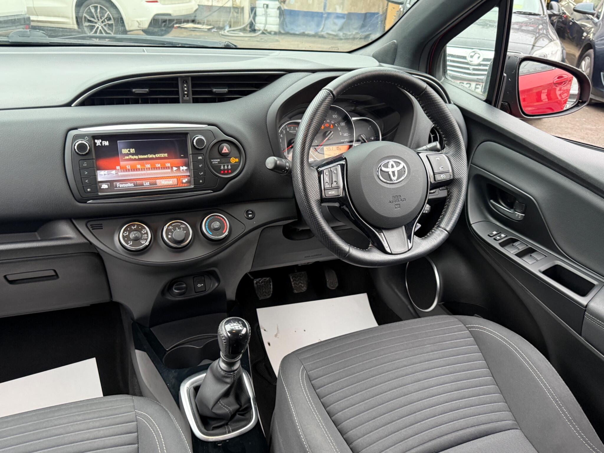 Toyota Yaris - Image 3