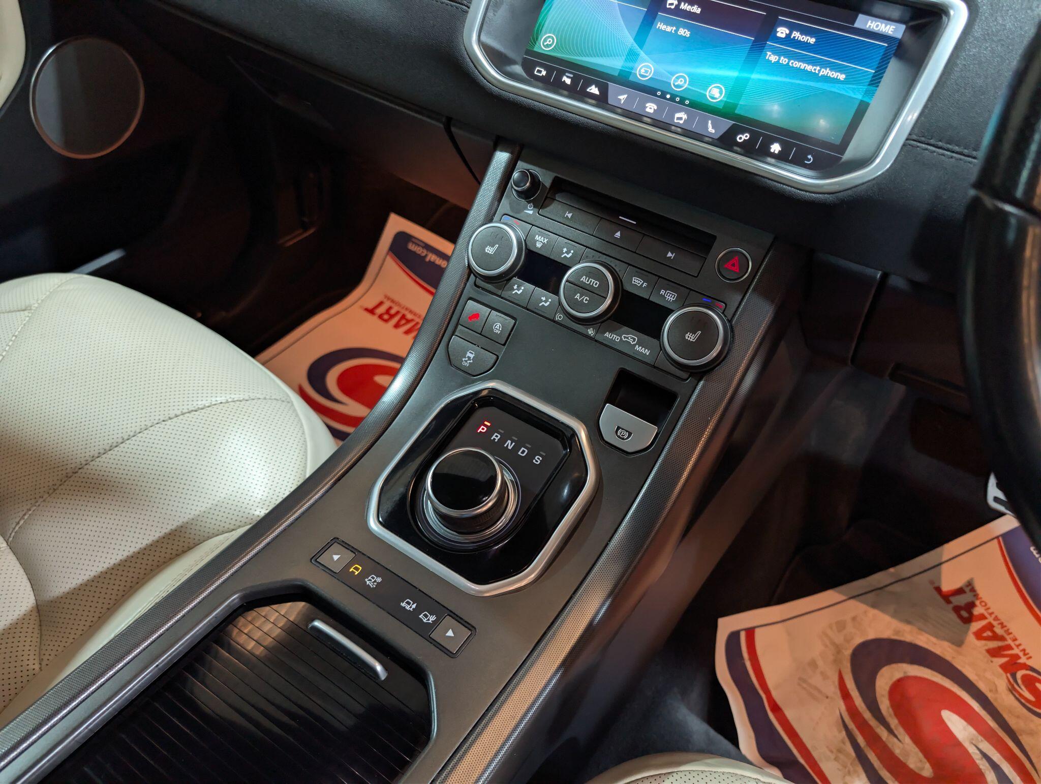 Land Rover Range Rover Evoque view 19