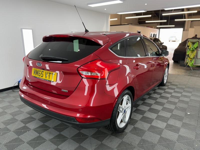 2015 Ford Focus 1.0T EcoBoost Titanium Euro 6 (s/s) 5dr • 93,500 miles image 6