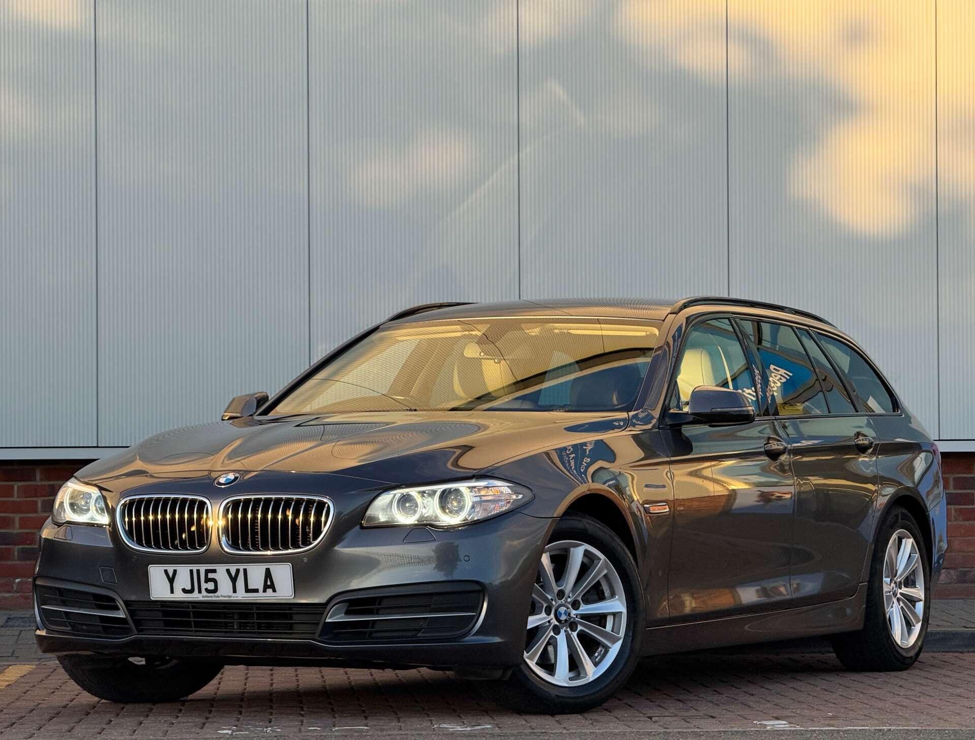 BMW 5 Series view 3