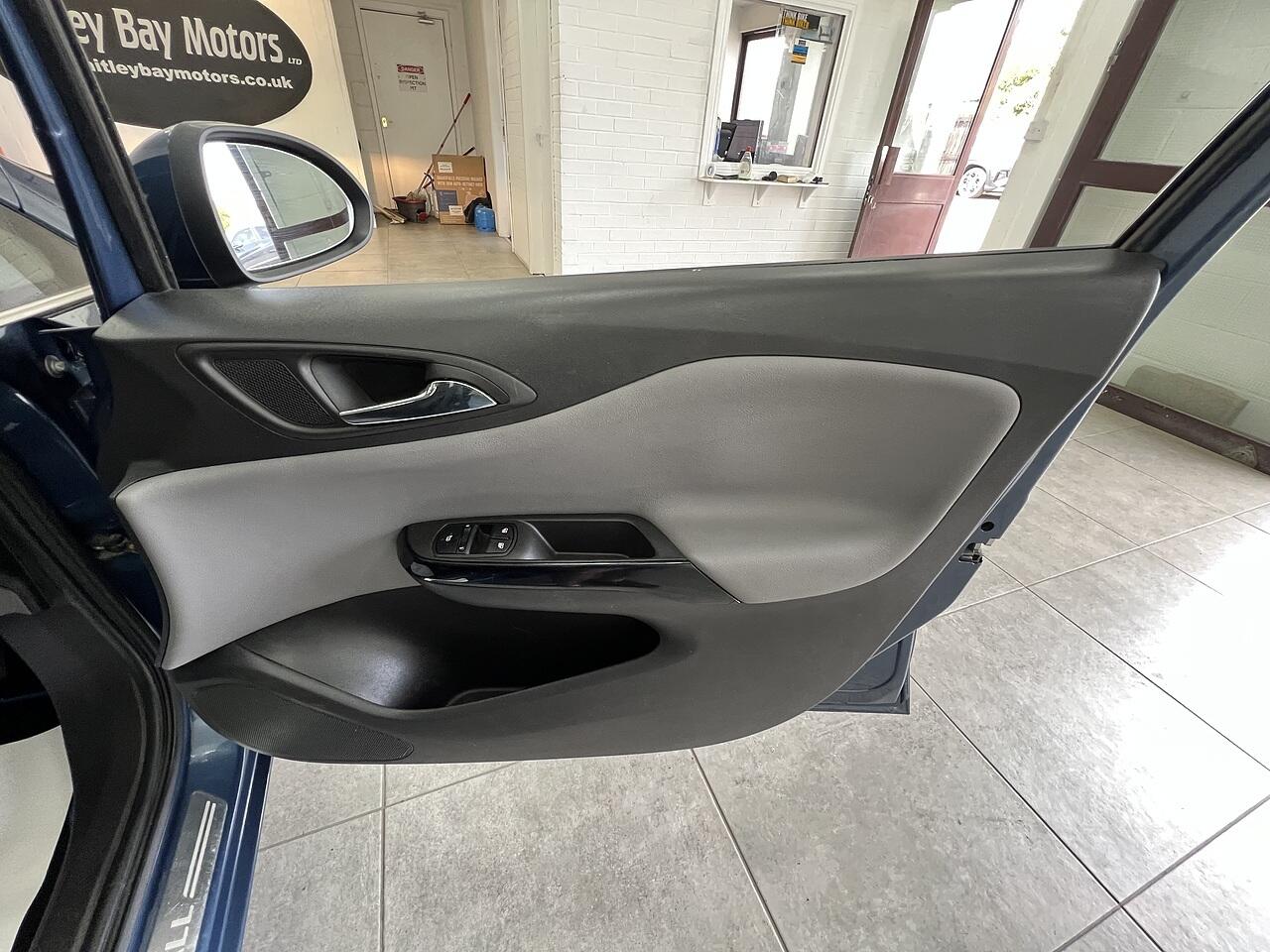 Vauxhall Corsa view 12