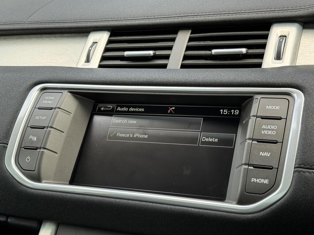 Land Rover Range Rover Evoque view 36