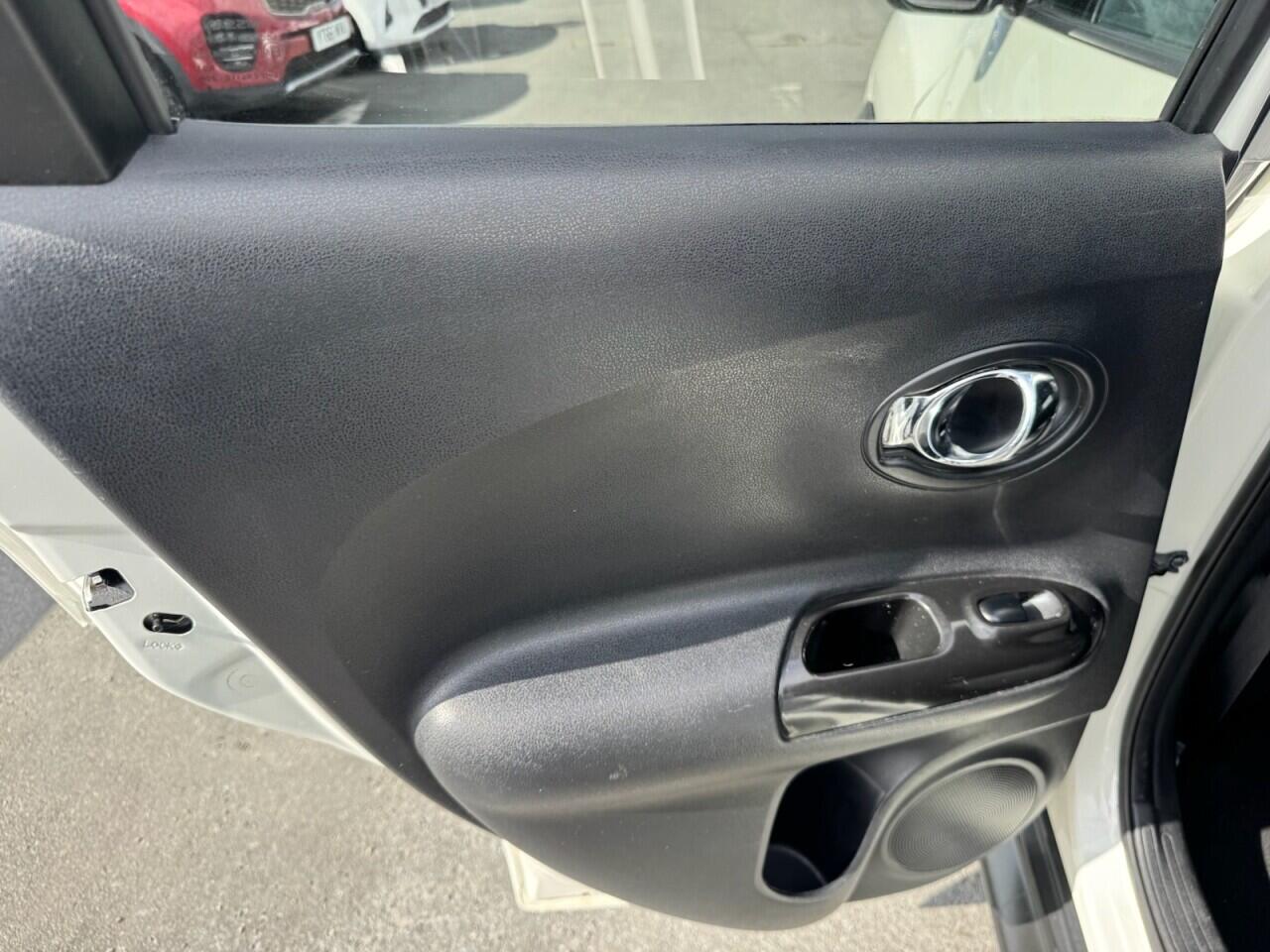 Nissan Juke view 51