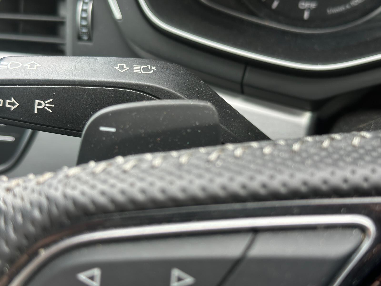 Audi A4 Avant view 18
