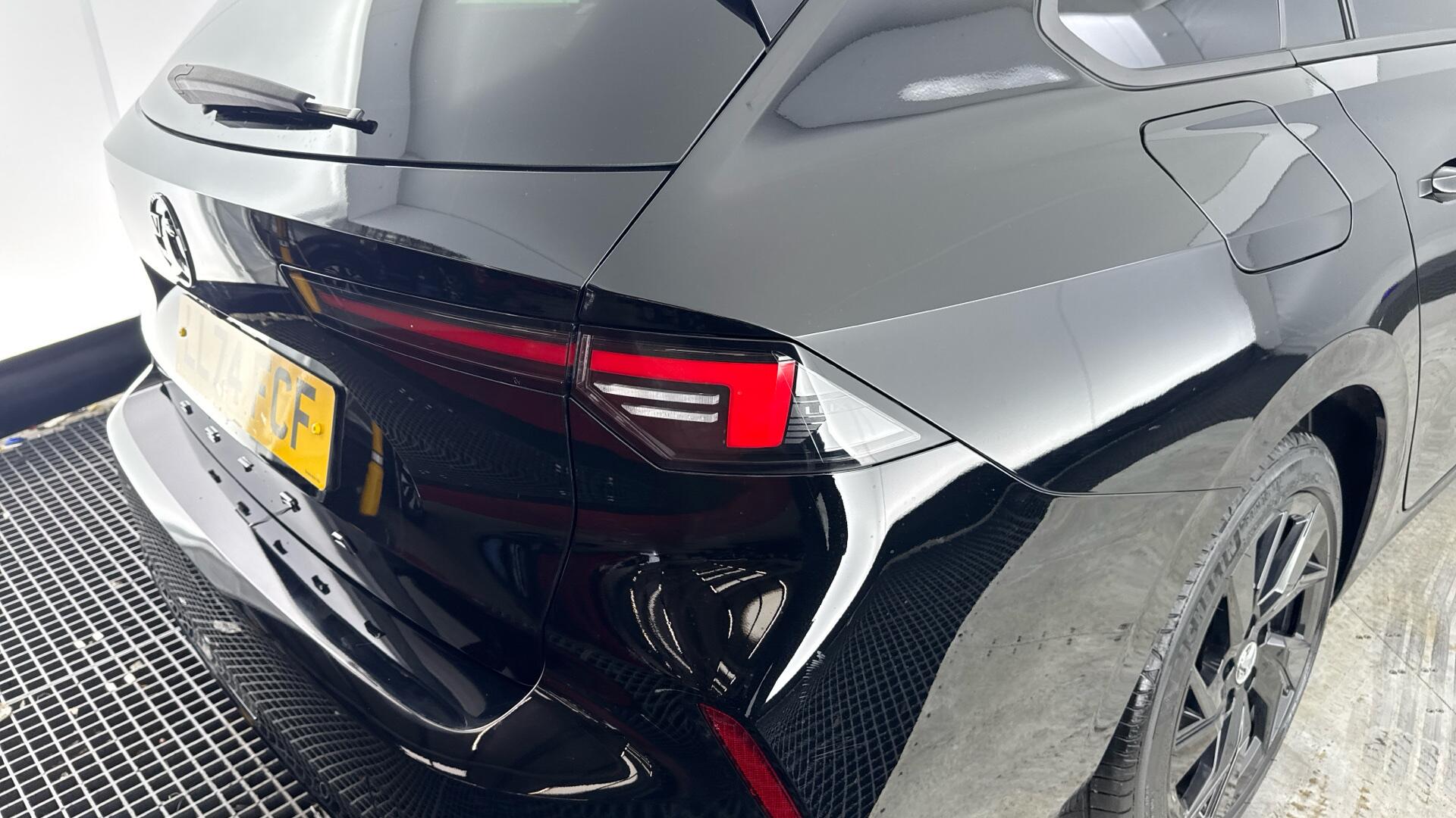 Vauxhall Astra view 18