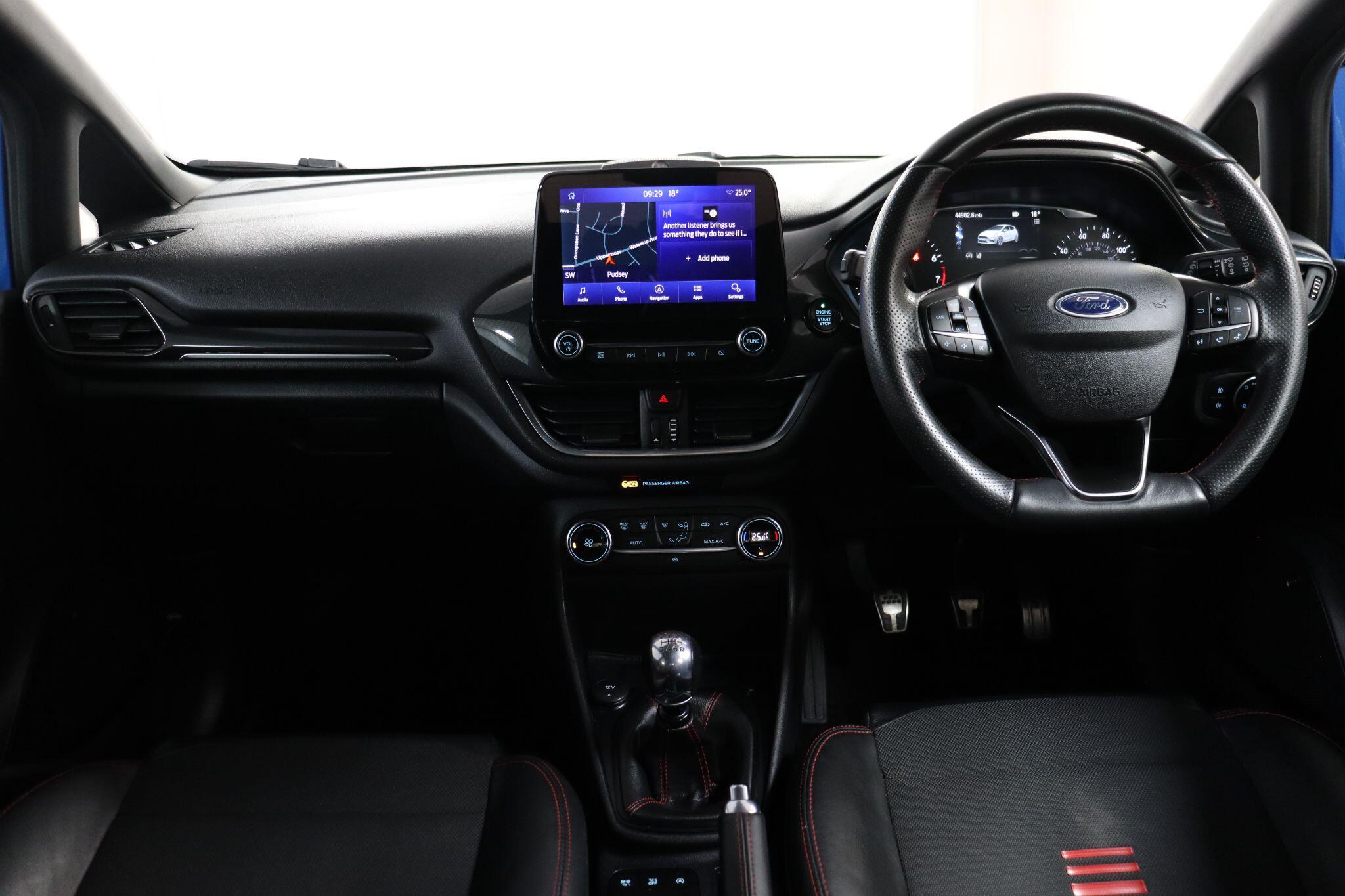 Ford Fiesta view 41