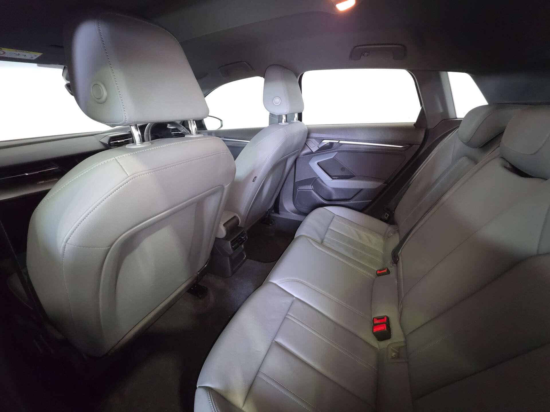 Audi A3 view 60