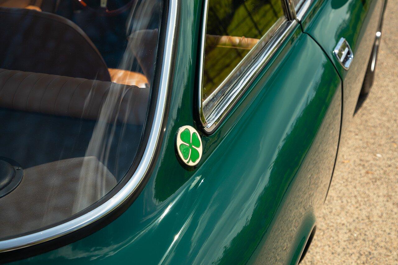 Alfa Romeo Giulia view 121
