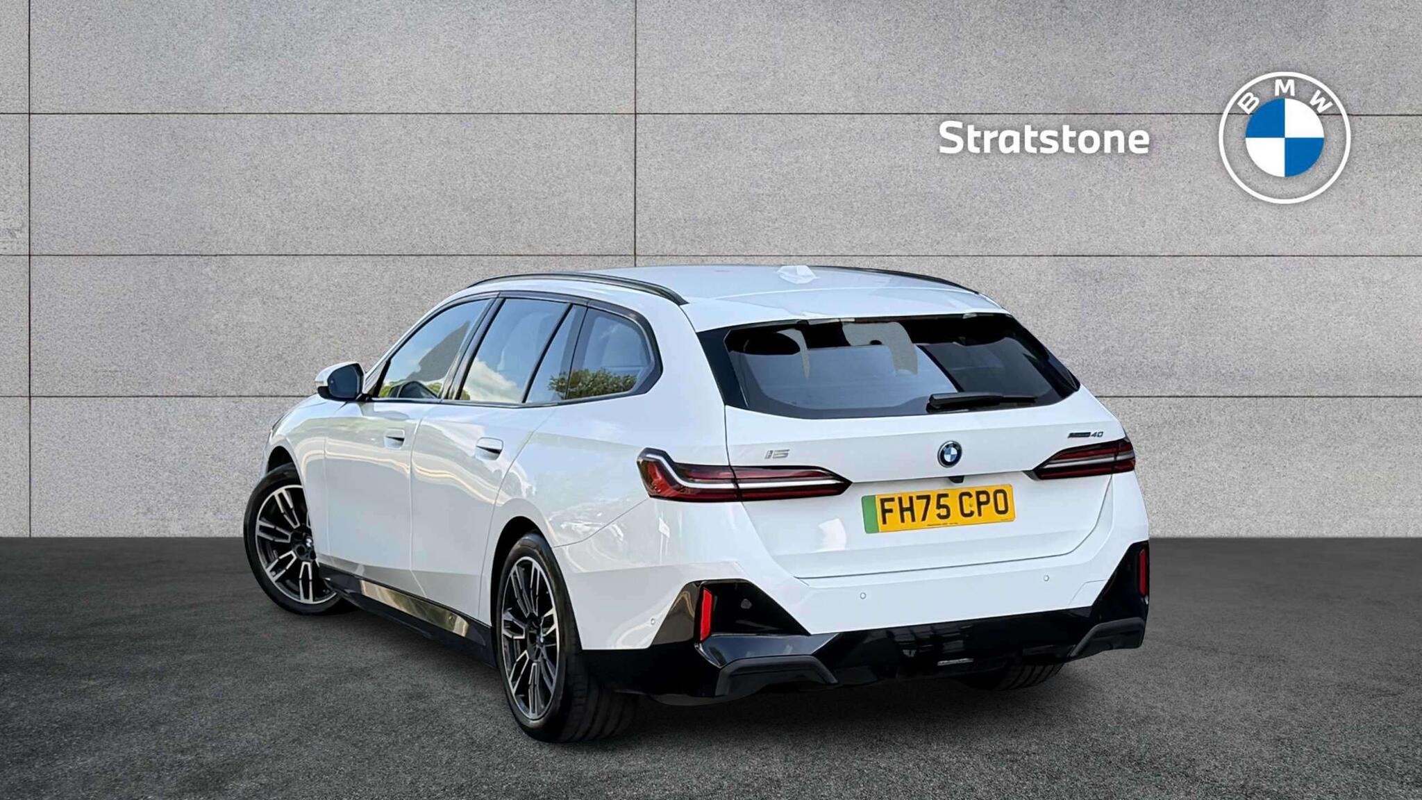 BMW i5 view 2