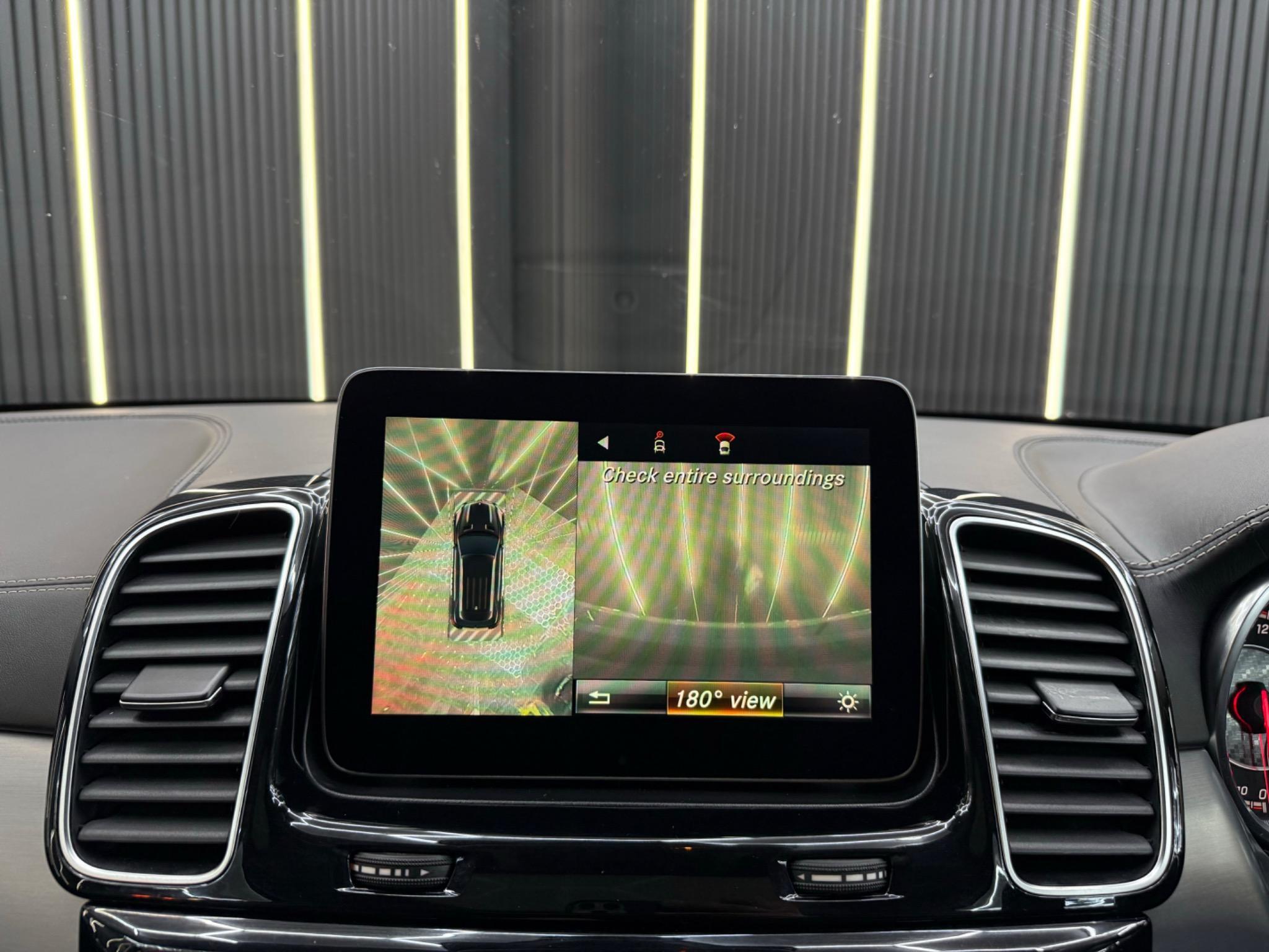 Mercedes-Benz Gle view 35