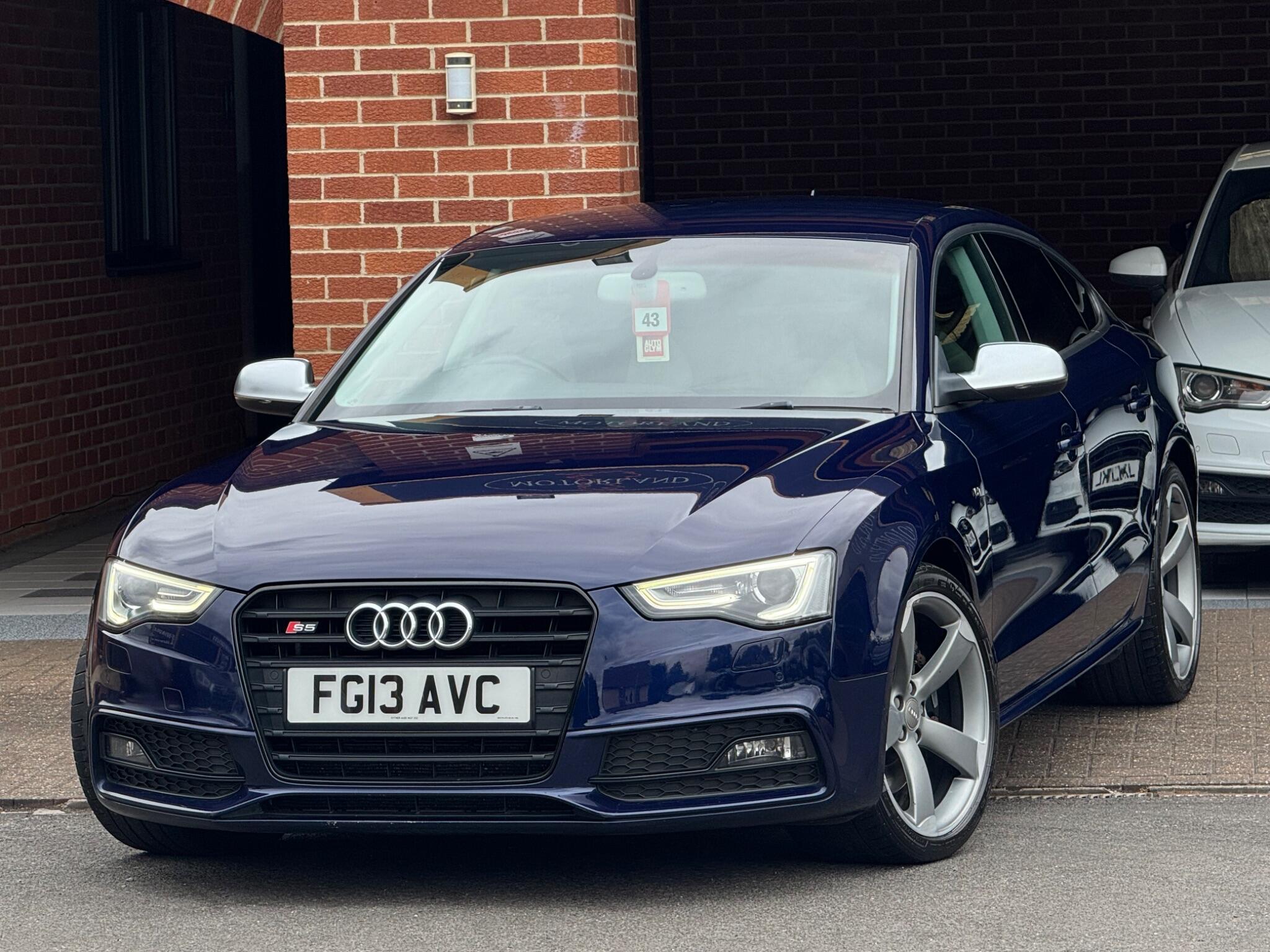 Audi S5 view 2