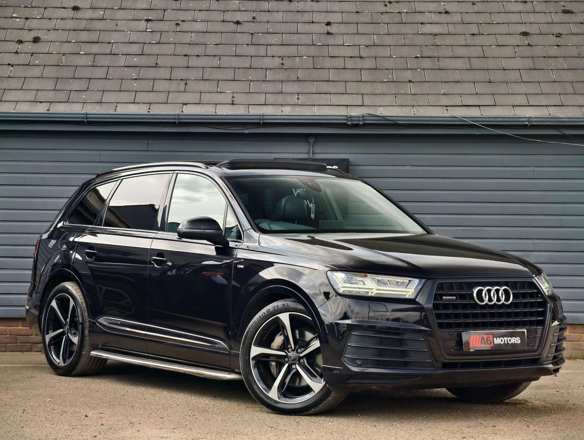 Audi Q7 view 2