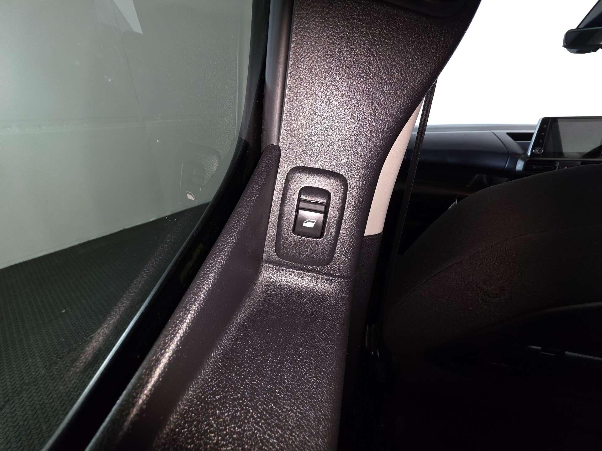 Peugeot Rifter view 46