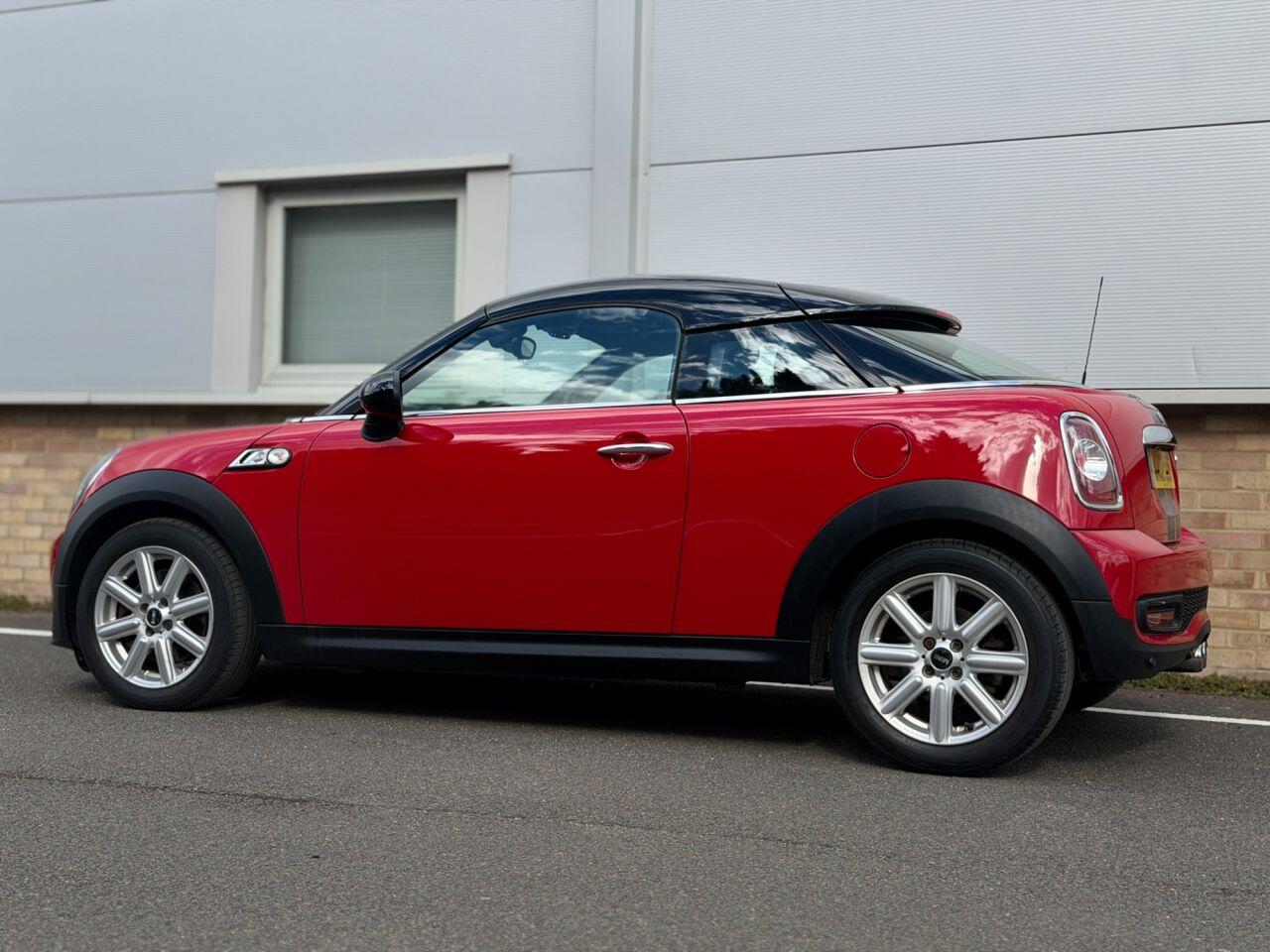 Mini Cooper view 30