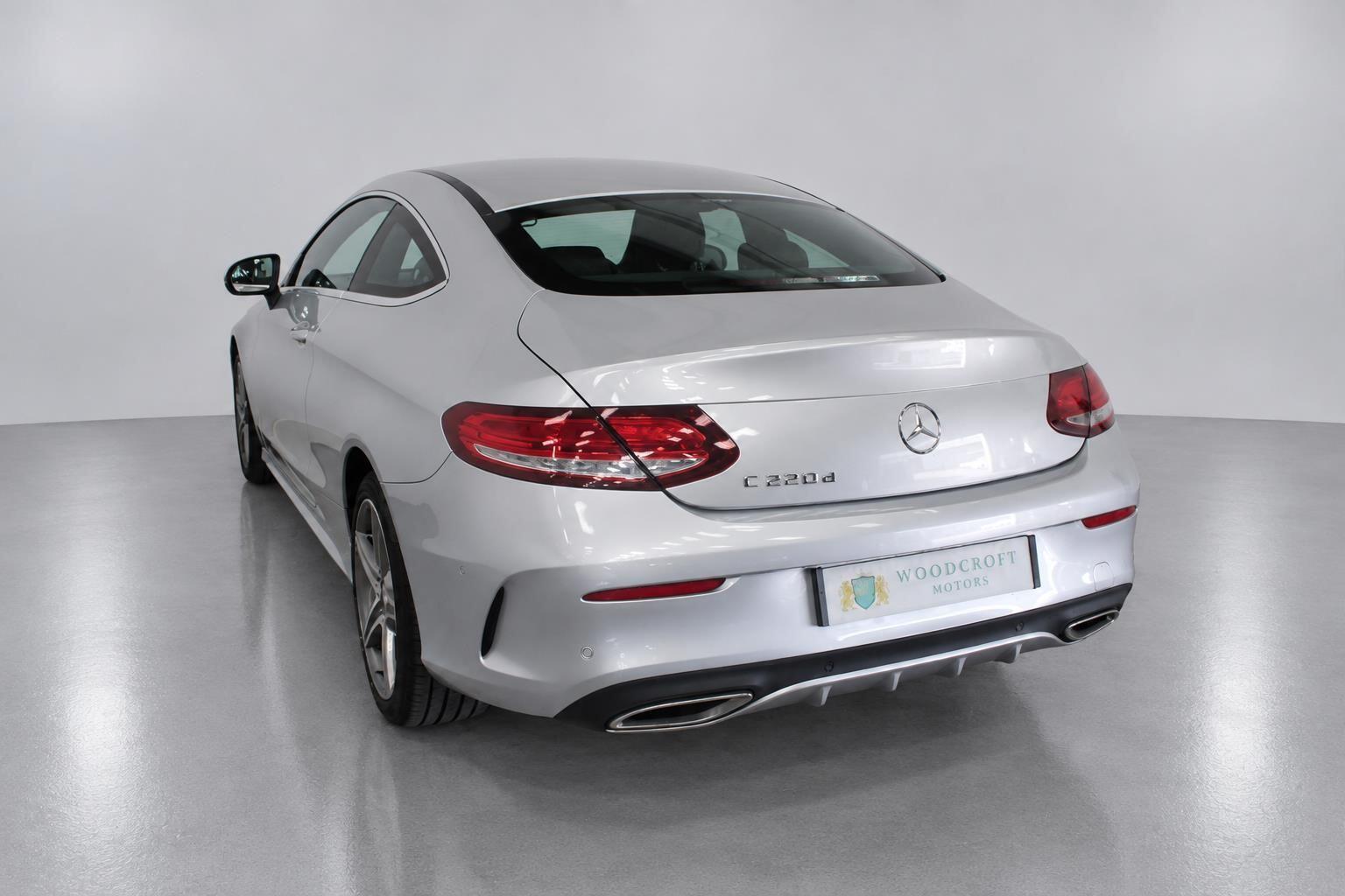 Mercedes-Benz C-Class view 7