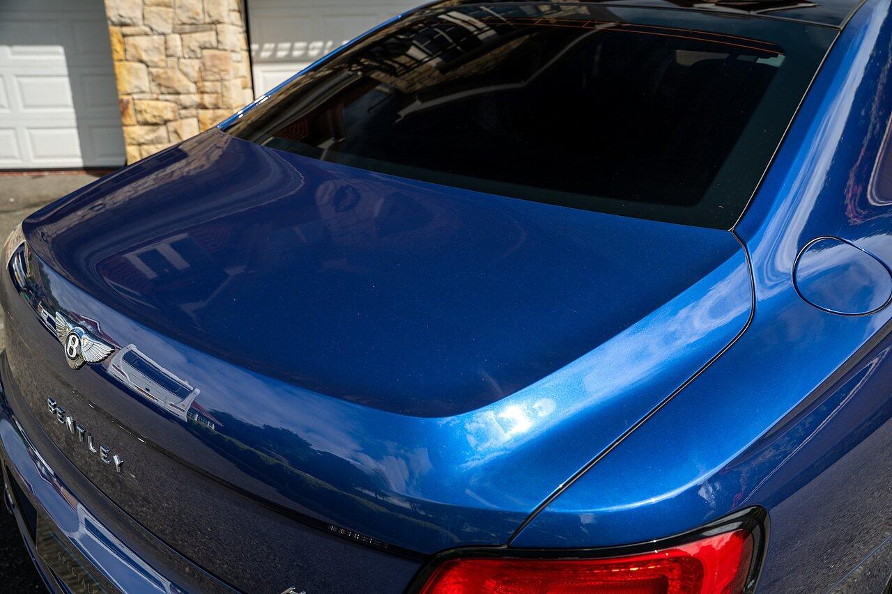 Bentley Flying Spur view 17