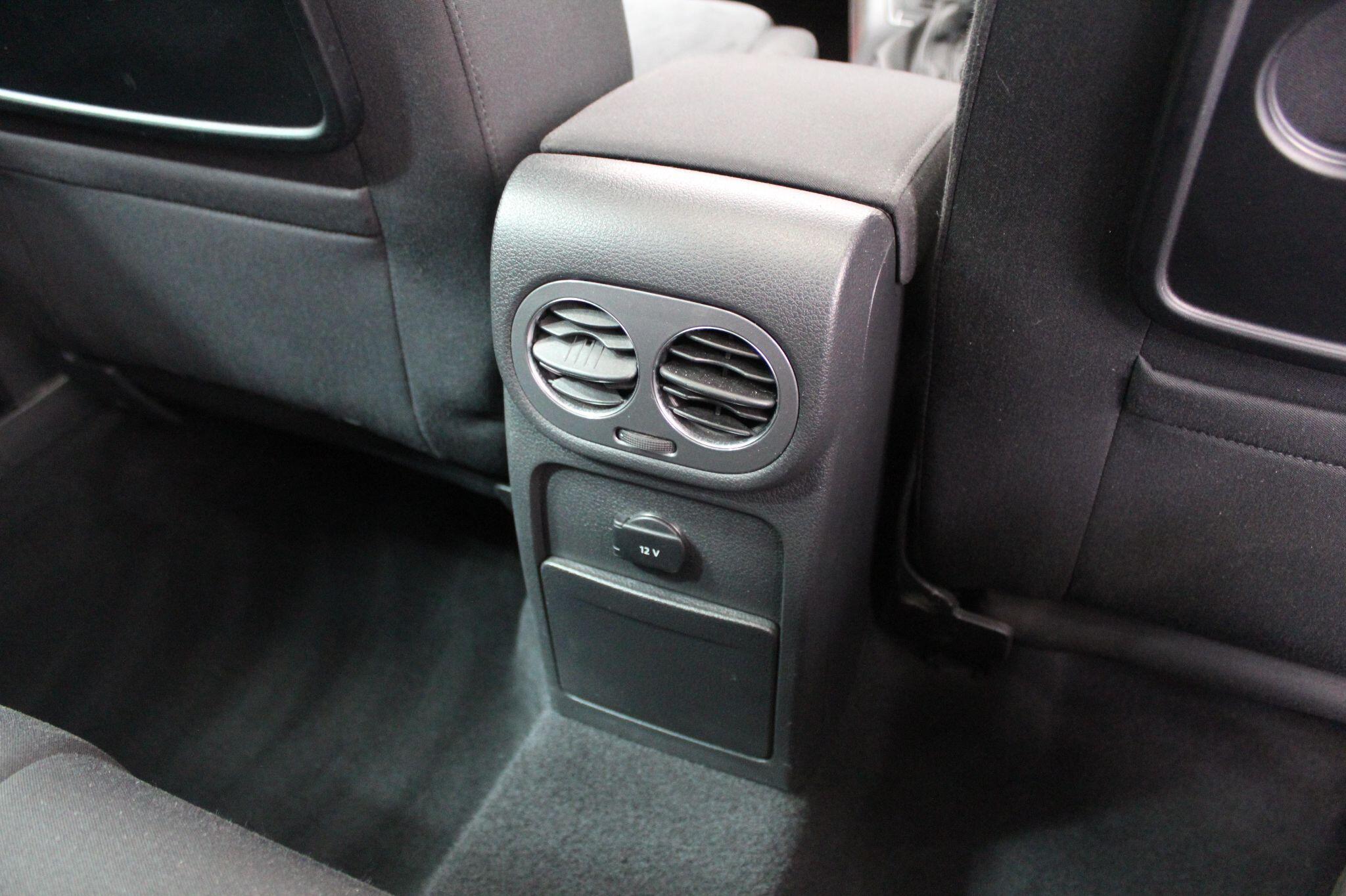 Volkswagen Tiguan view 54