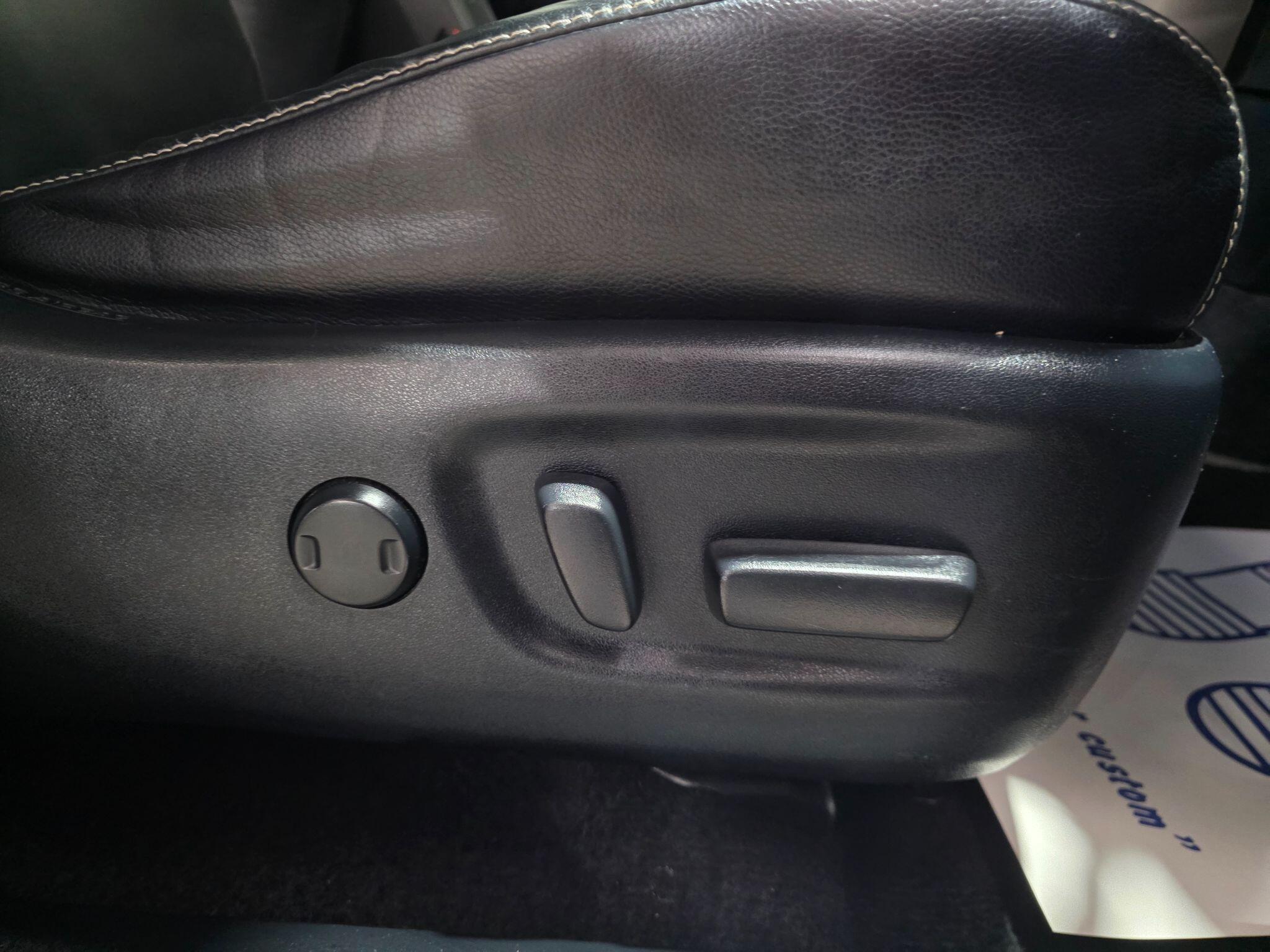 Toyota Rav4 view 14