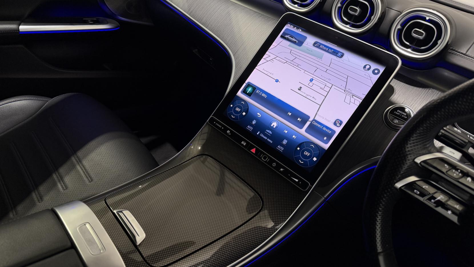 Mercedes-Benz C-Class view 25
