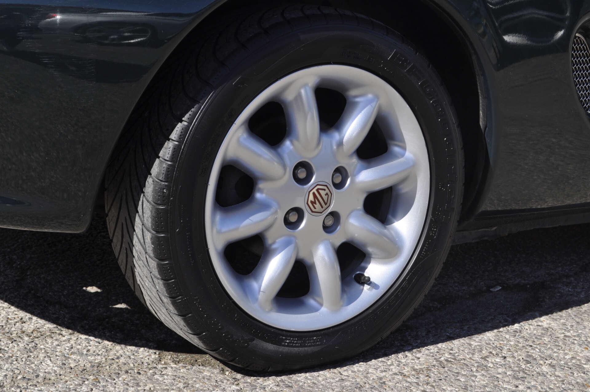 MG MGF view 19